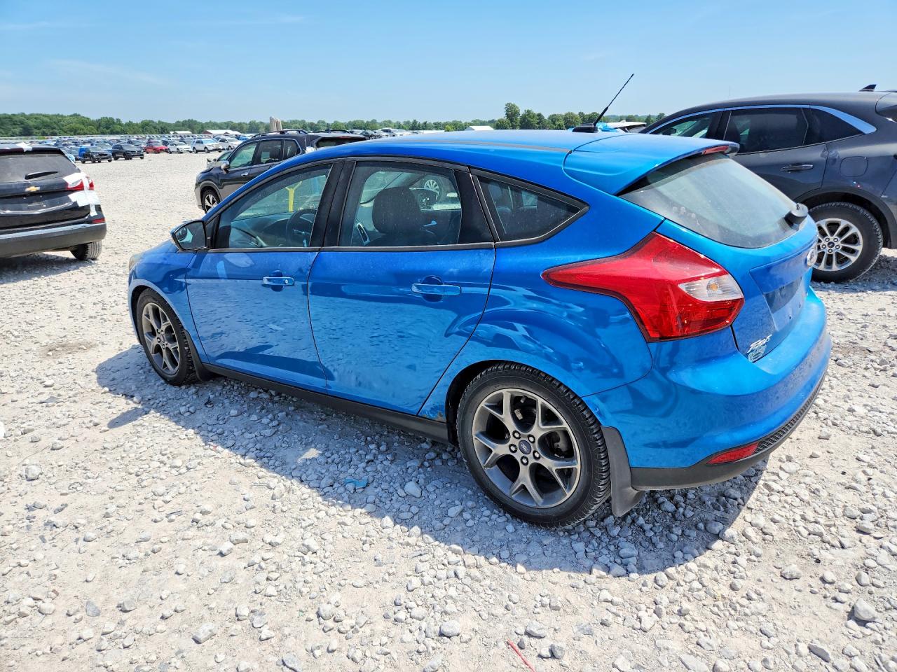 2014 Ford Focus Se Blue vin: 1FADP3K23EL129598