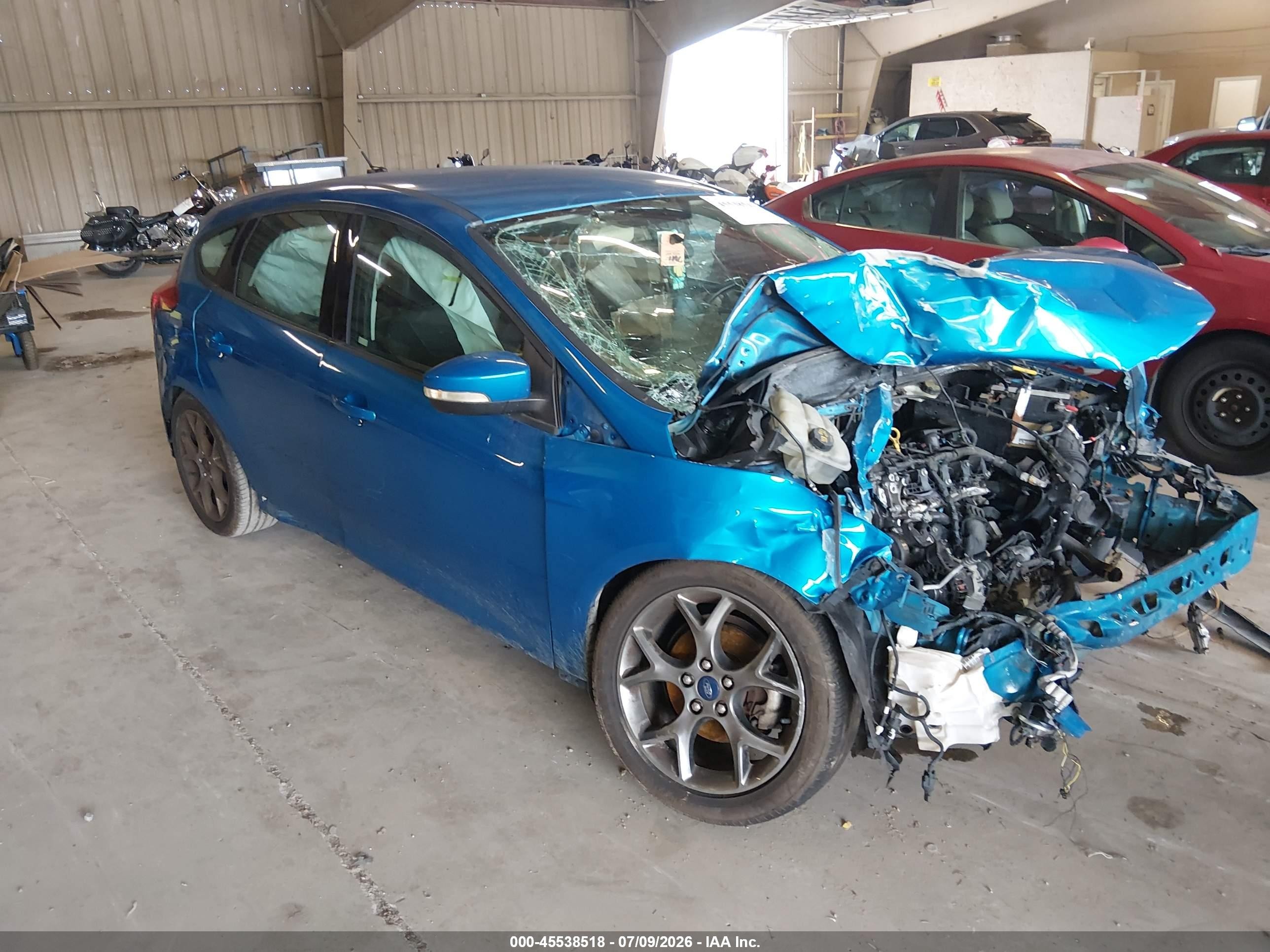 2014 Ford Focus Se Blue vin: 1FADP3K23EL134882