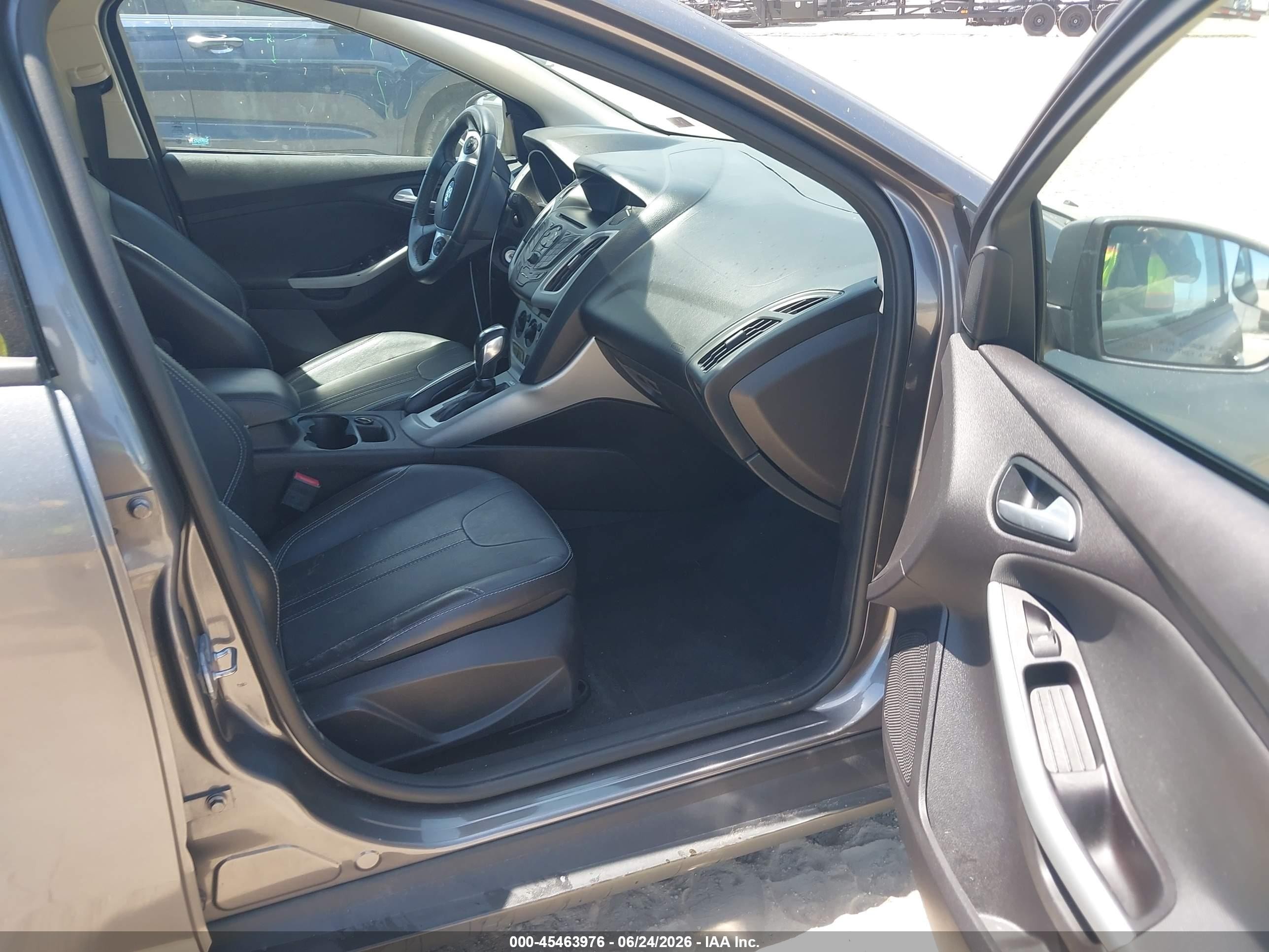 2014 Ford Focus Se Gray vin: 1FADP3K23EL151133