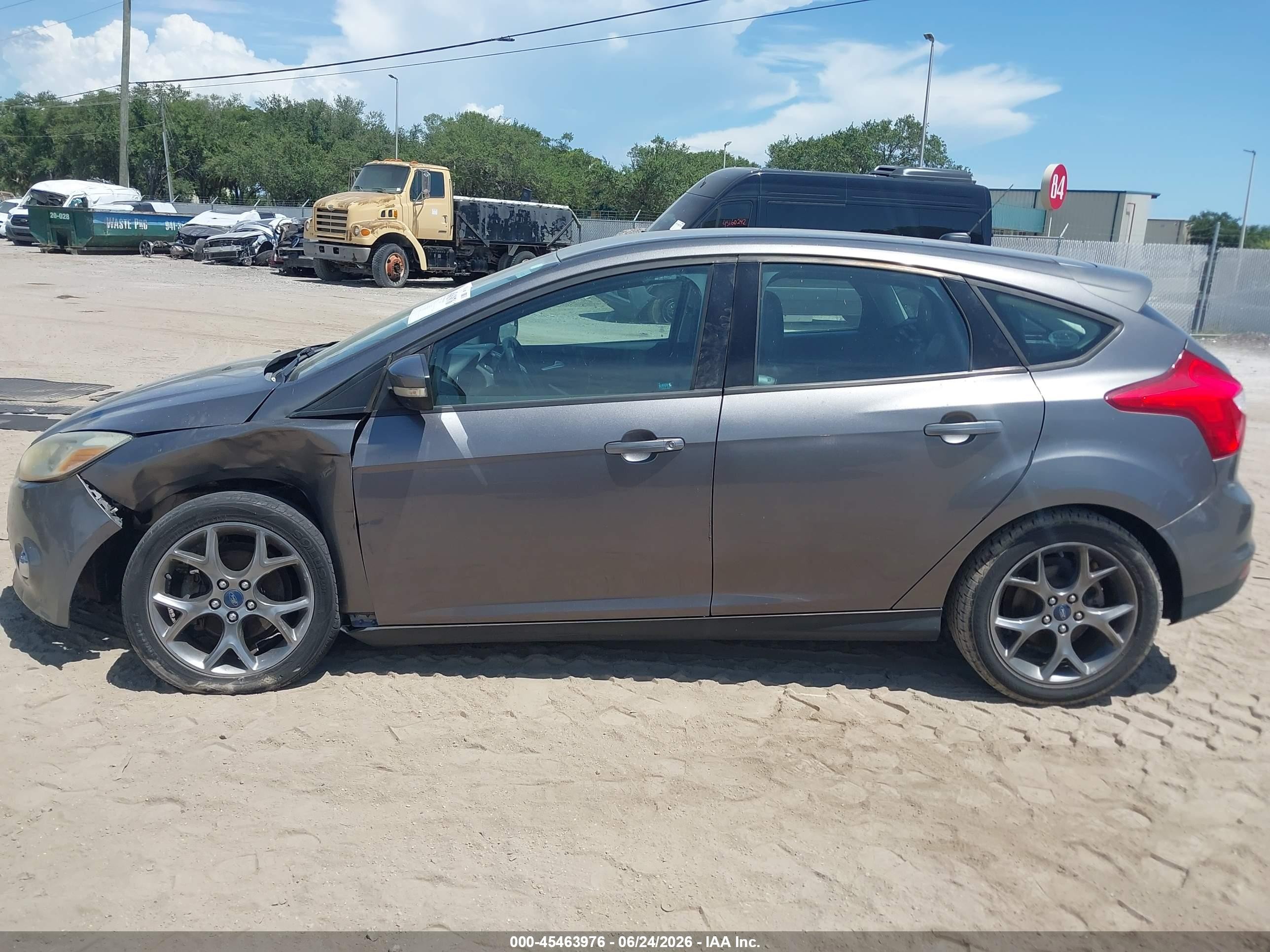 2014 Ford Focus Se Gray vin: 1FADP3K23EL151133