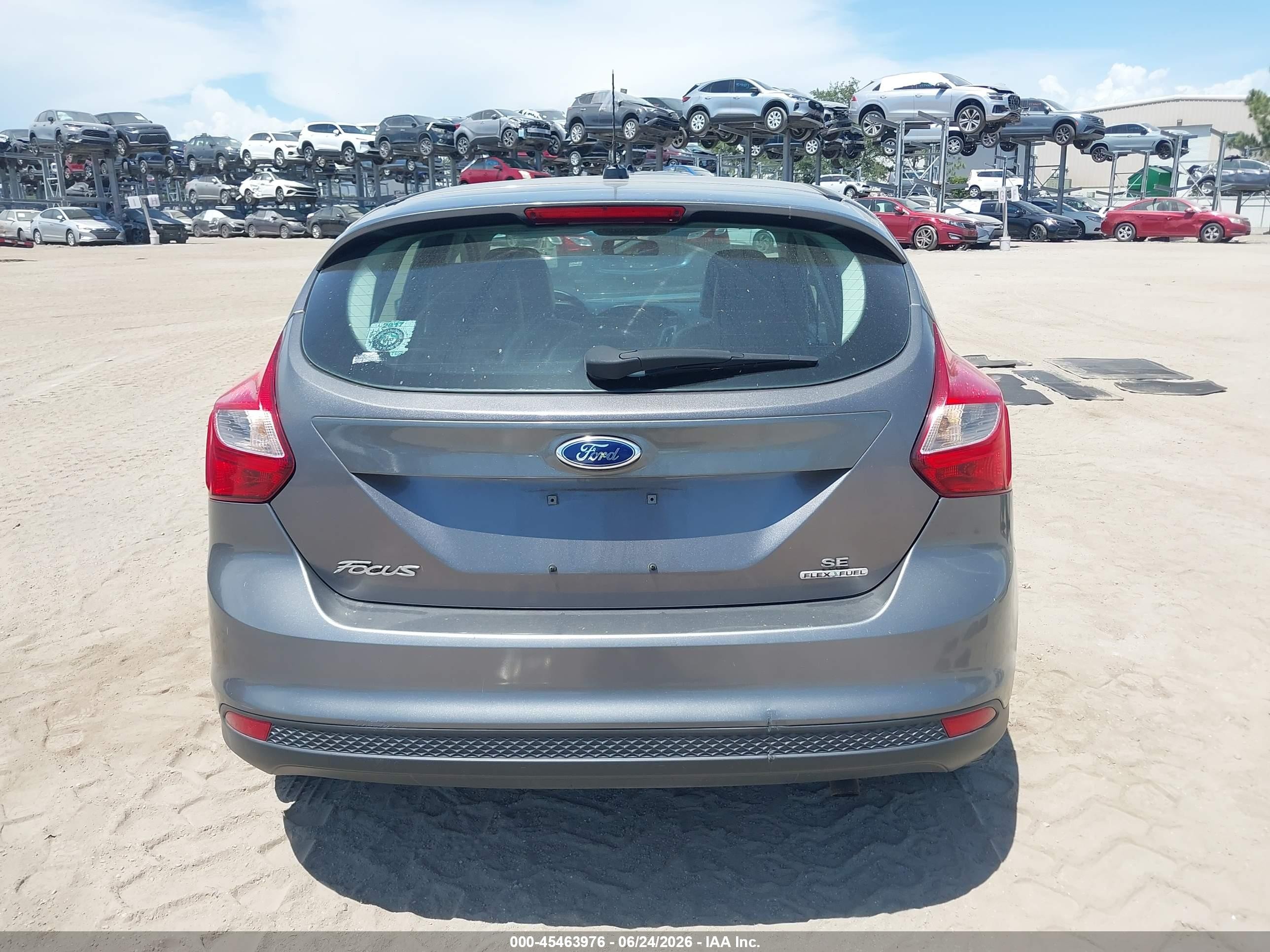 2014 Ford Focus Se Gray vin: 1FADP3K23EL151133