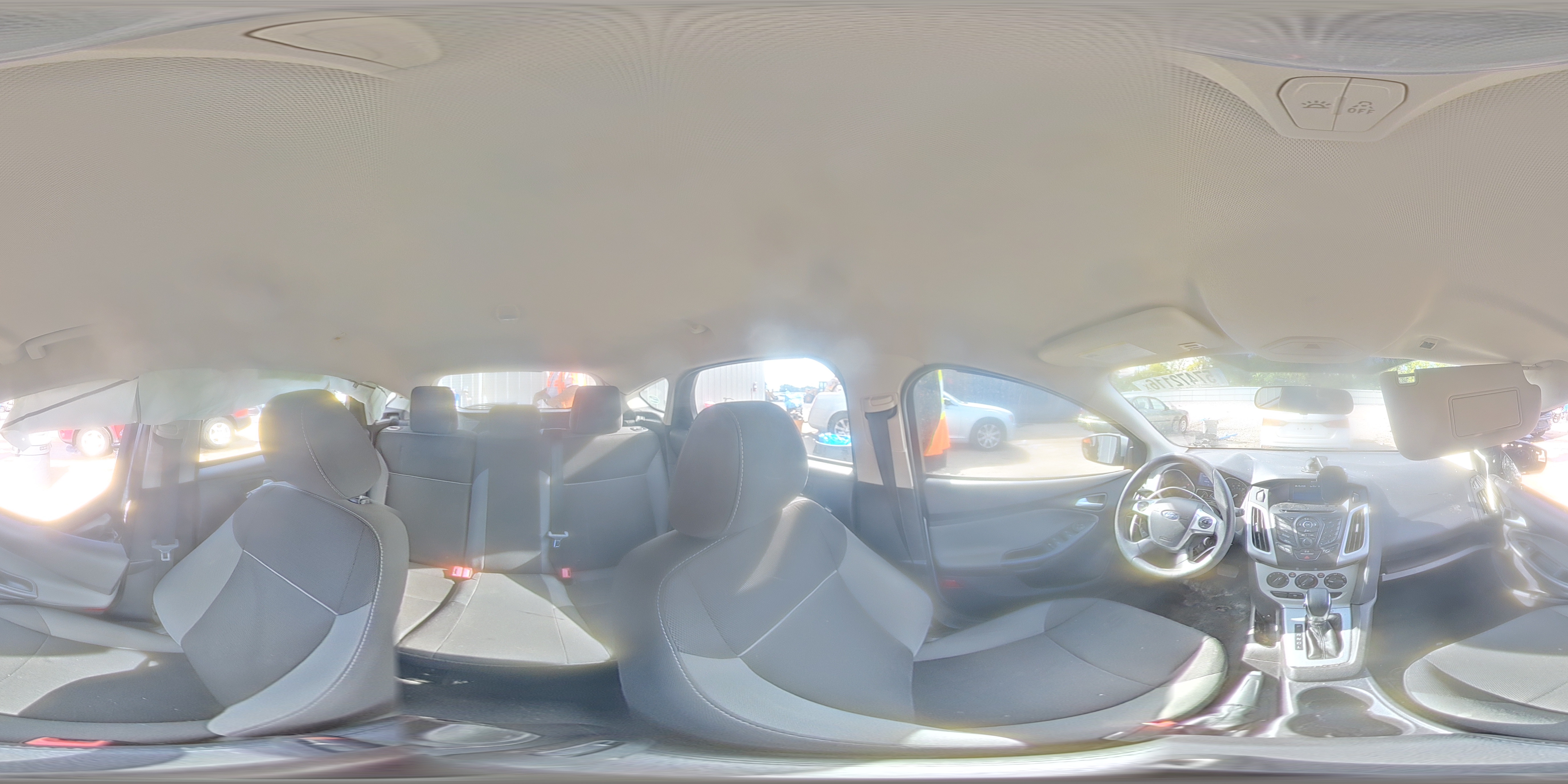 2014 Ford Focus Se Silver vin: 1FADP3K23EL157613
