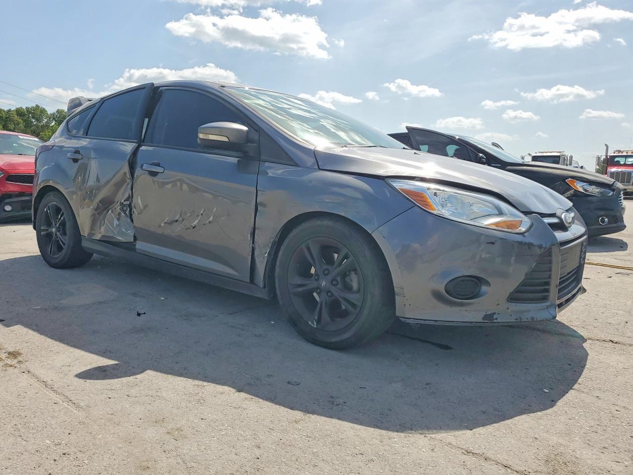 2014 Ford Focus Se Gray vin: 1FADP3K23EL162813