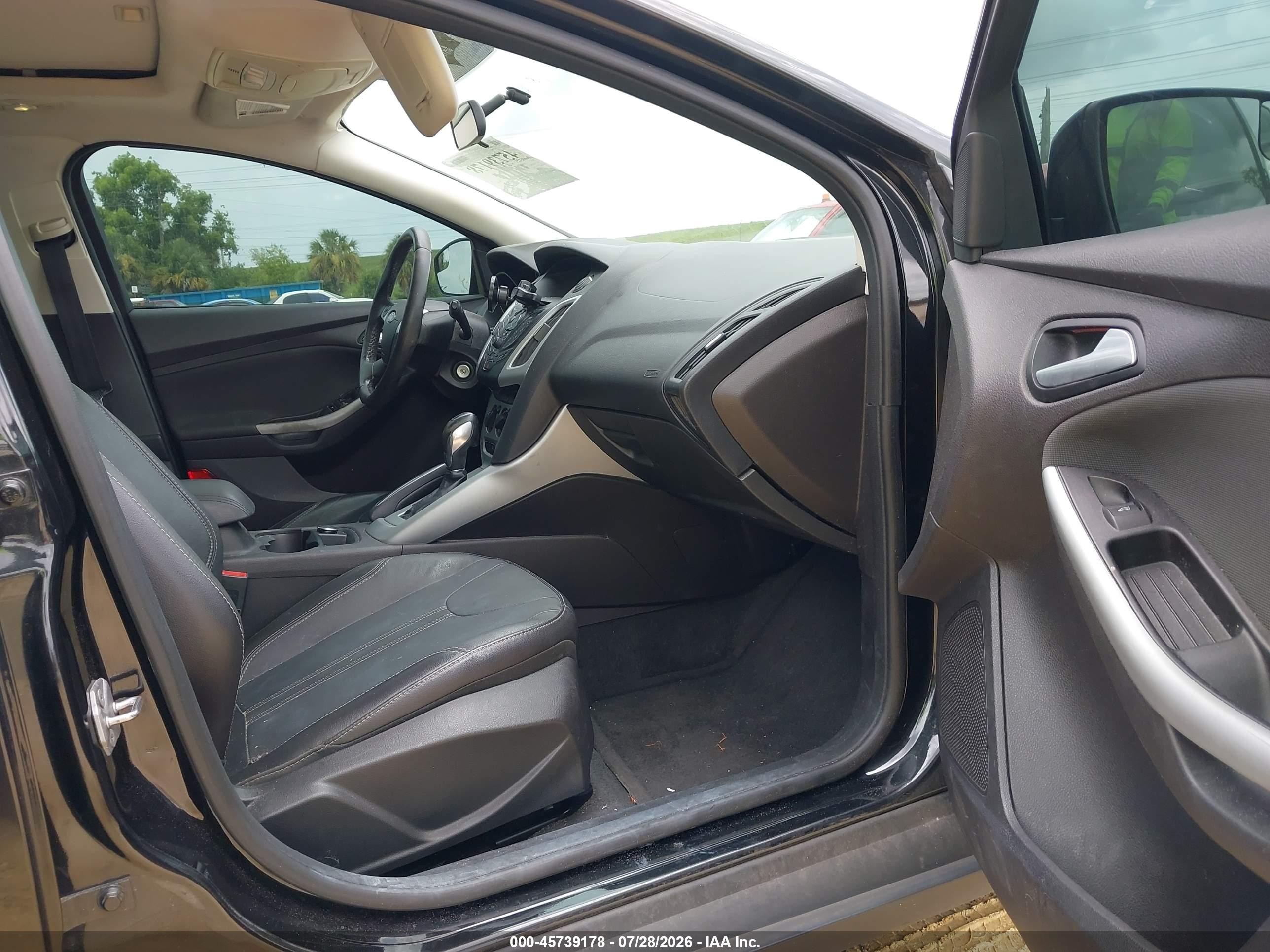 2014 Ford Focus Se Black vin: 1FADP3K23EL166134