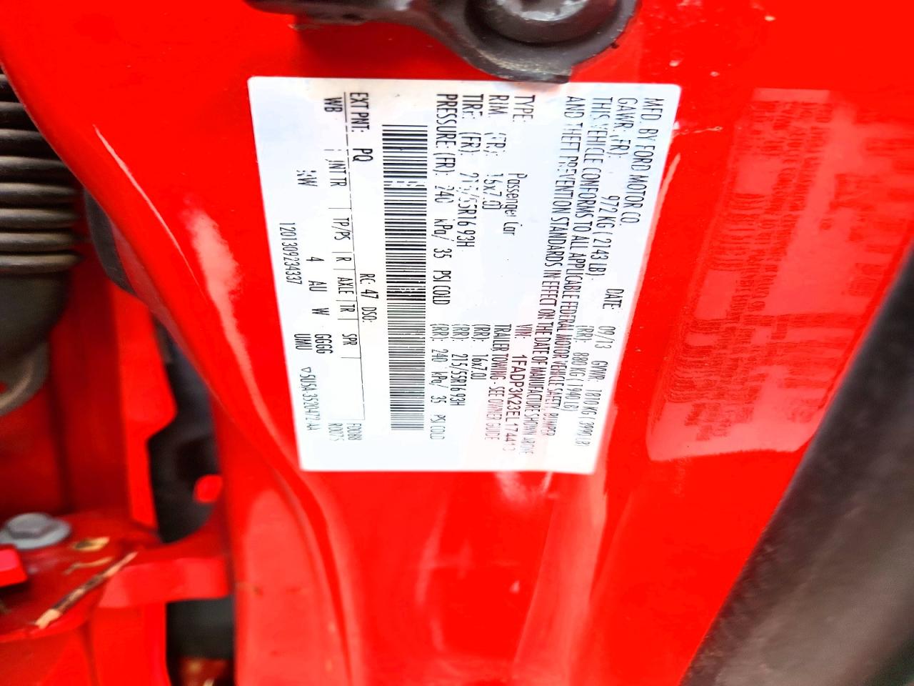 2014 Ford Focus Se Red vin: 1FADP3K23EL174413