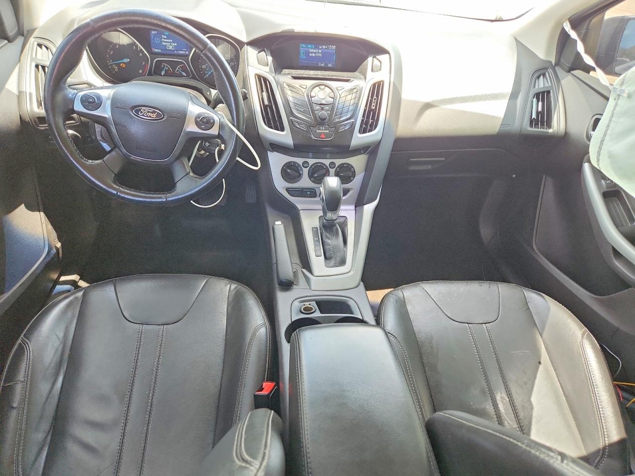 2014 Ford Focus Se Серый vin: 1FADP3K23EL213176