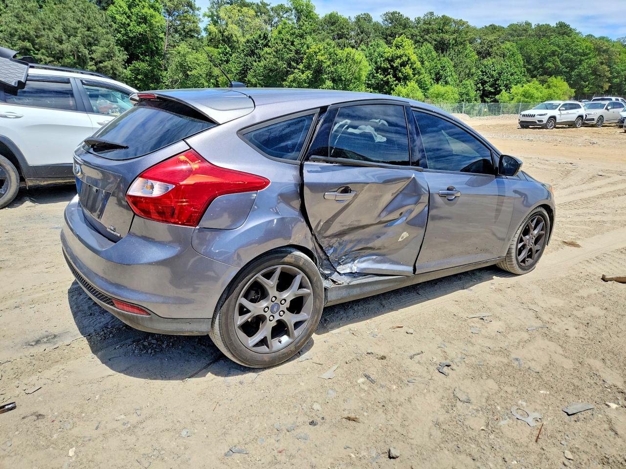 2014 Ford Focus Se Серый vin: 1FADP3K23EL213176