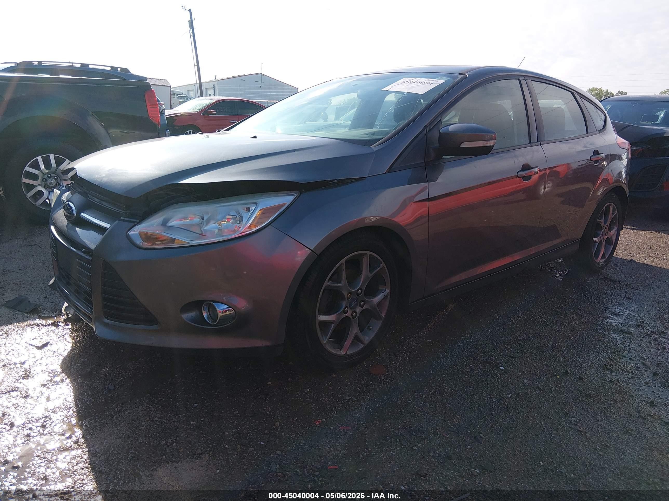 2014 Ford Focus Se Серый vin: 1FADP3K23EL253130