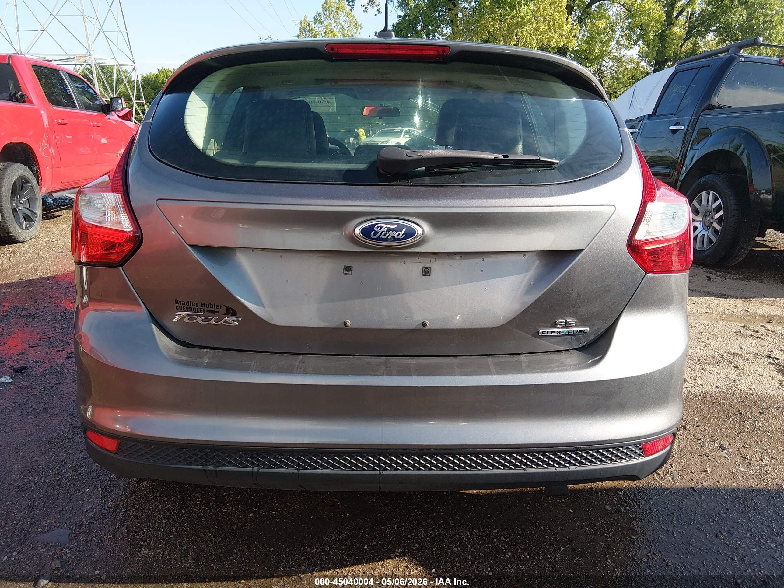 2014 Ford Focus Se Серый vin: 1FADP3K23EL253130