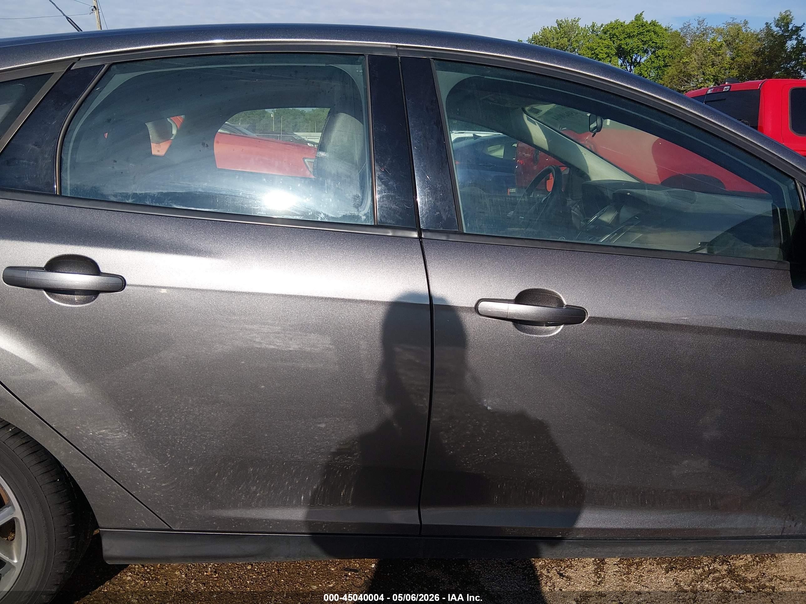 2014 Ford Focus Se Серый vin: 1FADP3K23EL253130