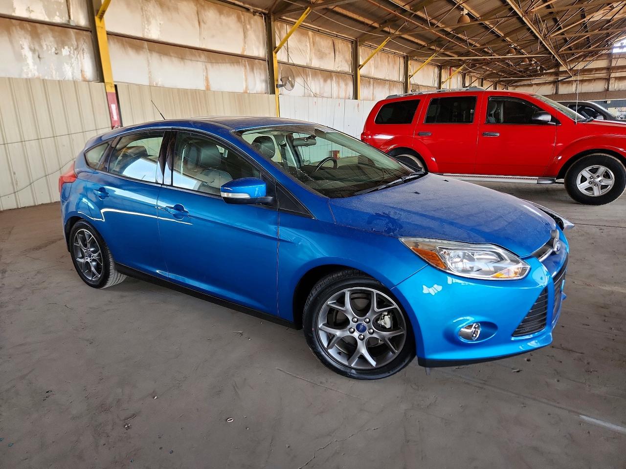 2014 Ford Focus Se Blue vin: 1FADP3K23EL294003