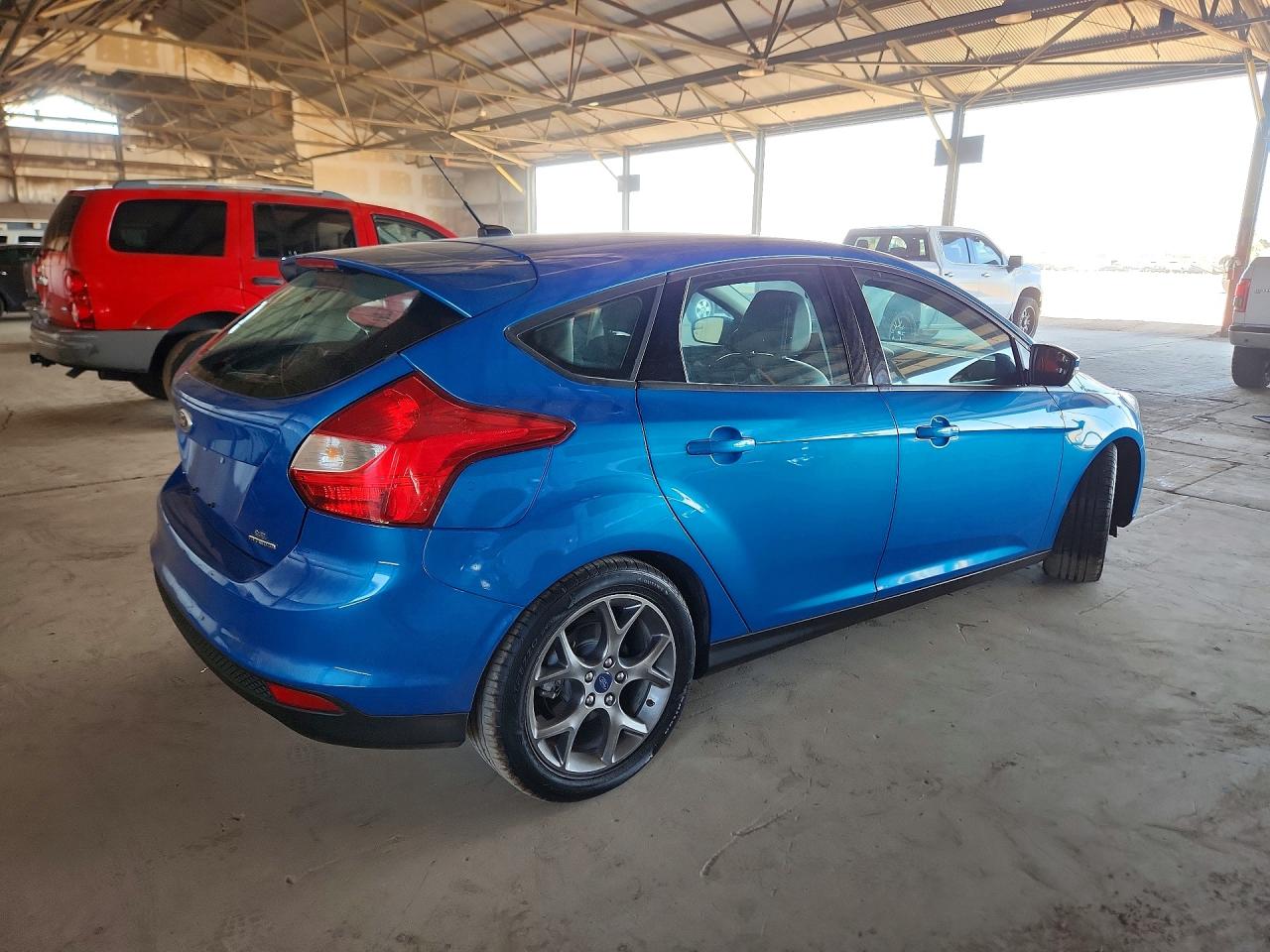 2014 Ford Focus Se Blue vin: 1FADP3K23EL294003