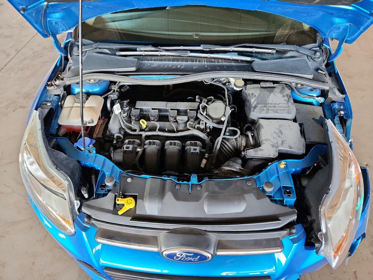 2014 Ford Focus Se Blue vin: 1FADP3K23EL294003