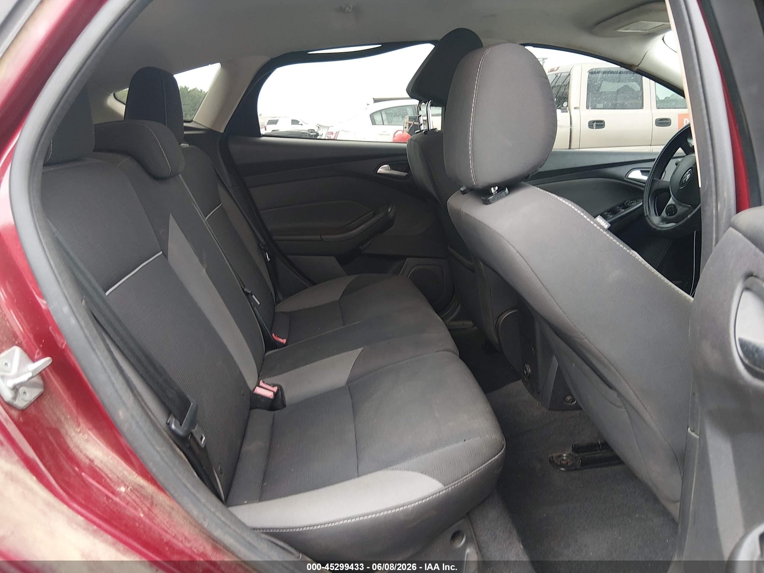 2014 Ford Focus Se Red vin: 1FADP3K23EL318414