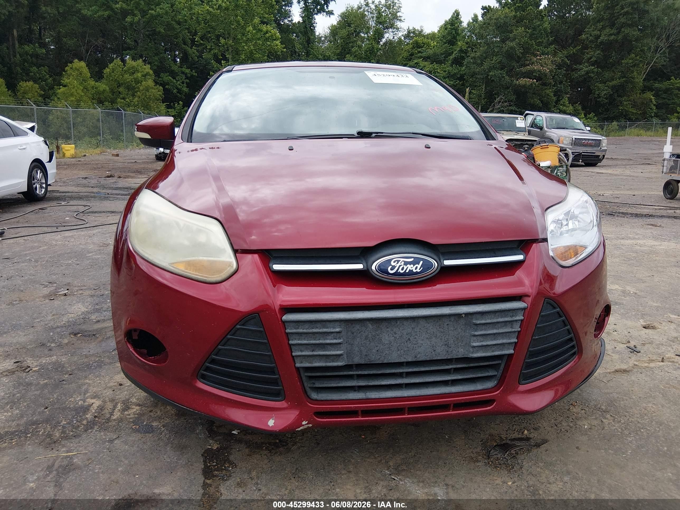 2014 Ford Focus Se Red vin: 1FADP3K23EL318414