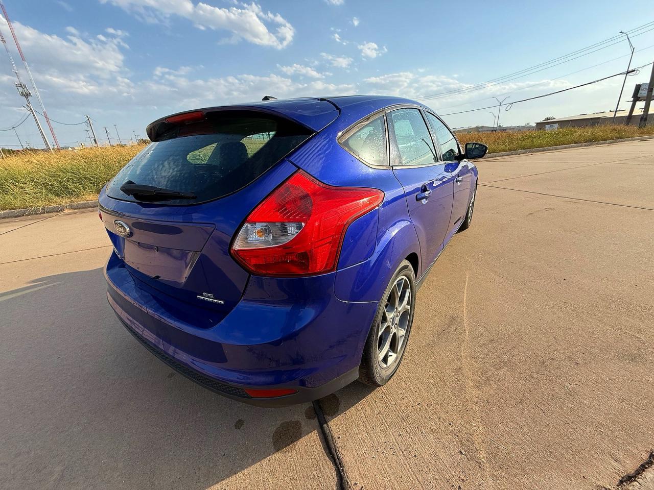 2014 Ford Focus Se Blue vin: 1FADP3K23EL333401