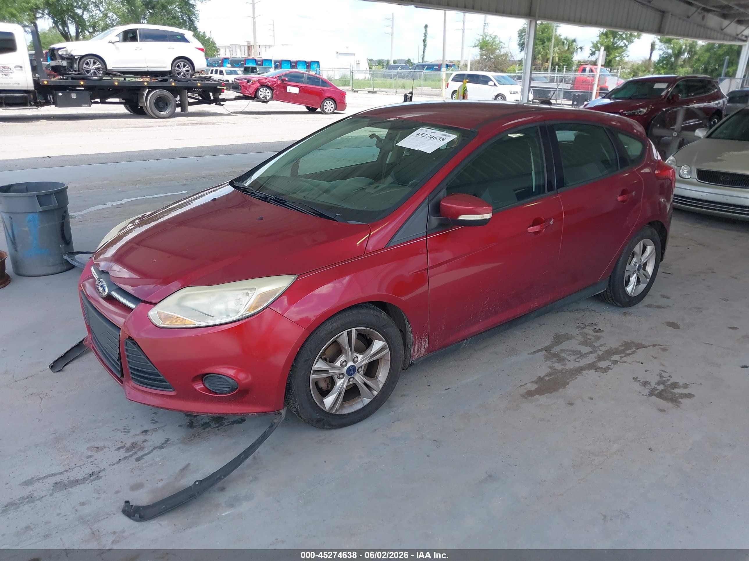 2014 Ford Focus Se Red vin: 1FADP3K23EL339182