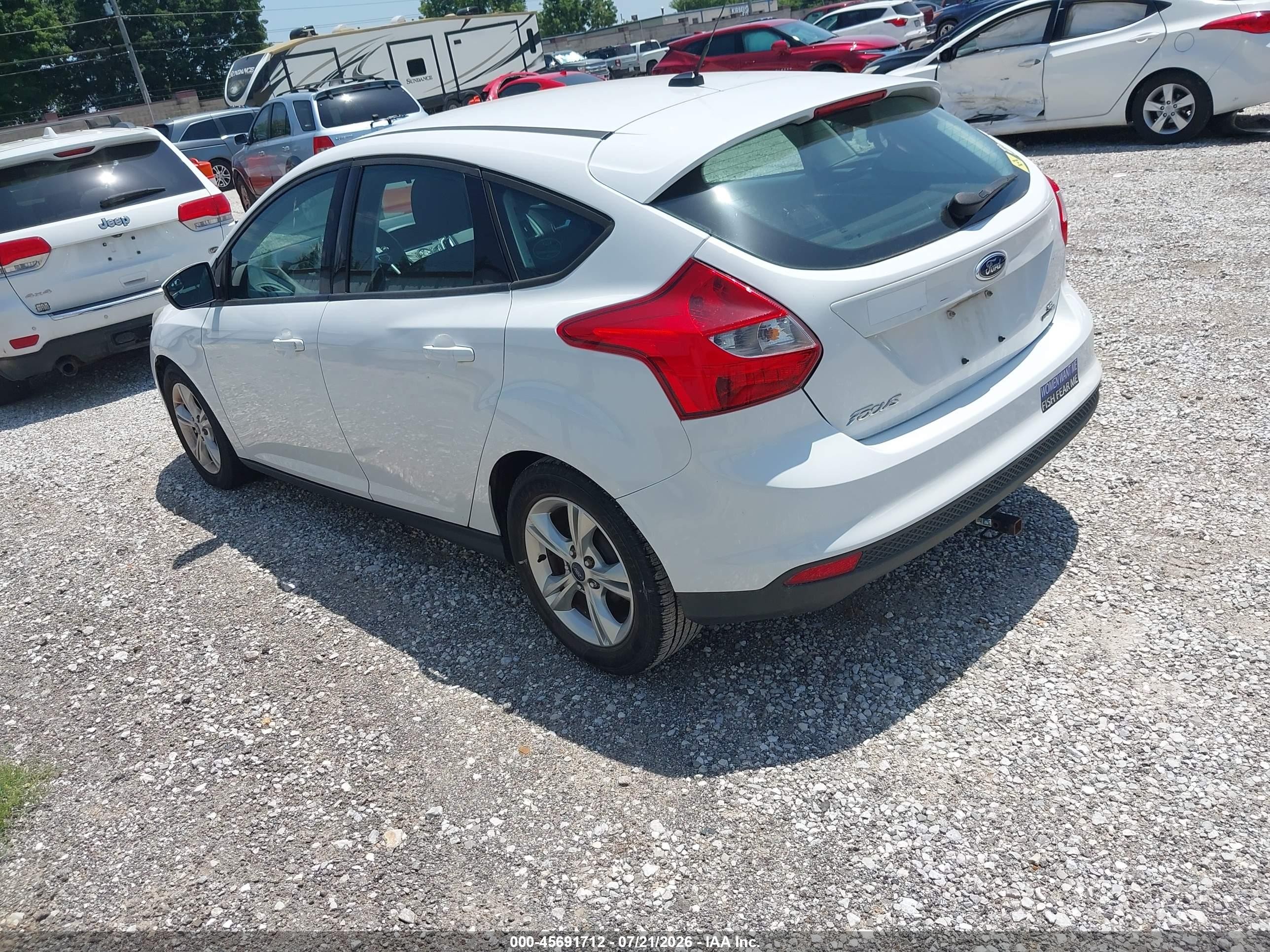 2014 Ford Focus Se White vin: 1FADP3K23EL390665
