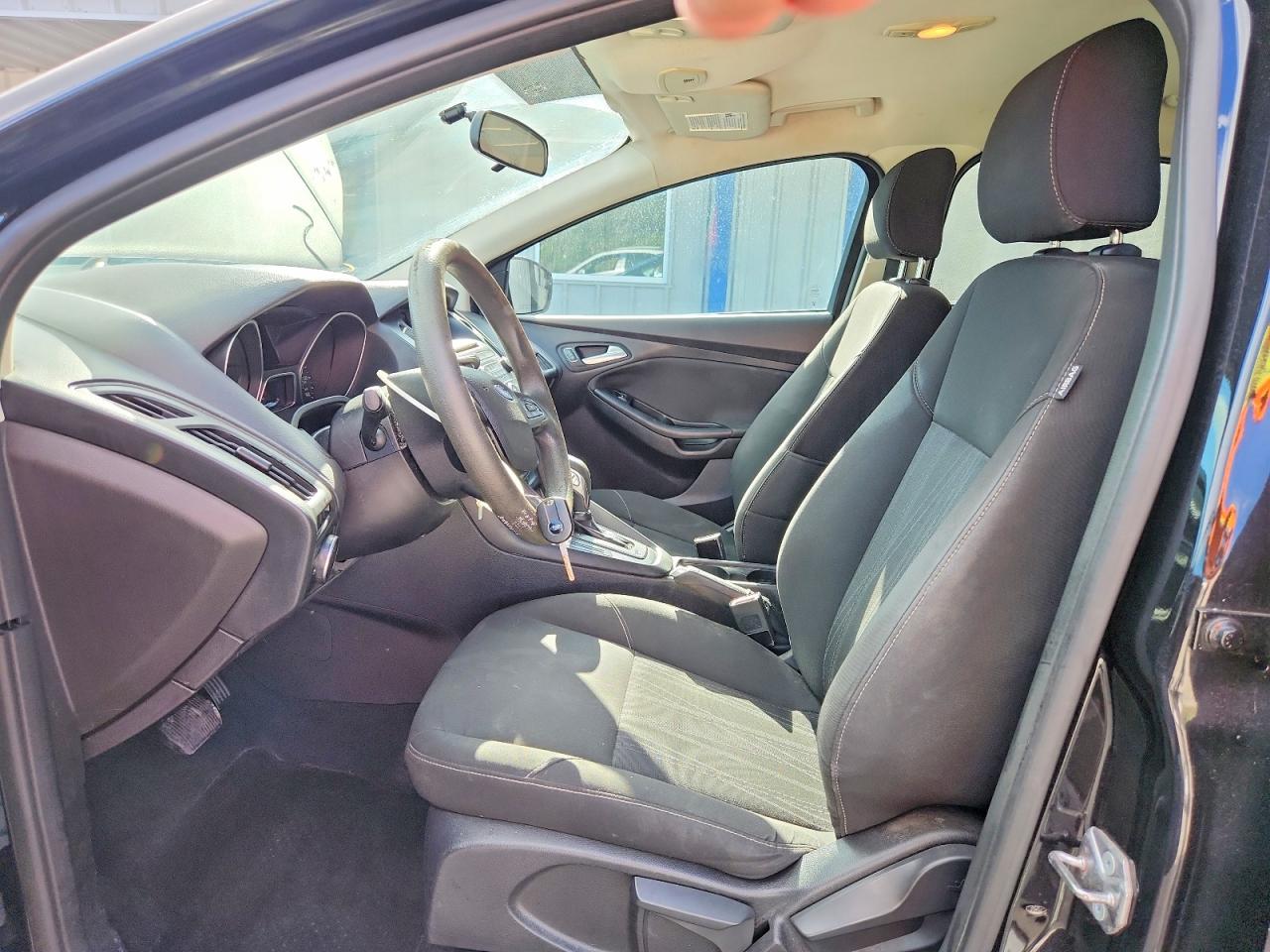 2015 Ford Focus Se Gray vin: 1FADP3K23FL223806