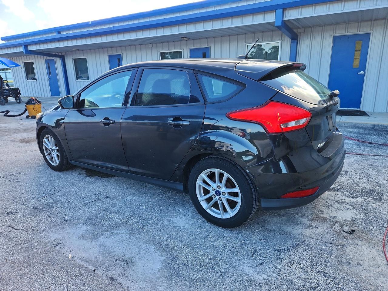 2015 Ford Focus Se Gray vin: 1FADP3K23FL223806