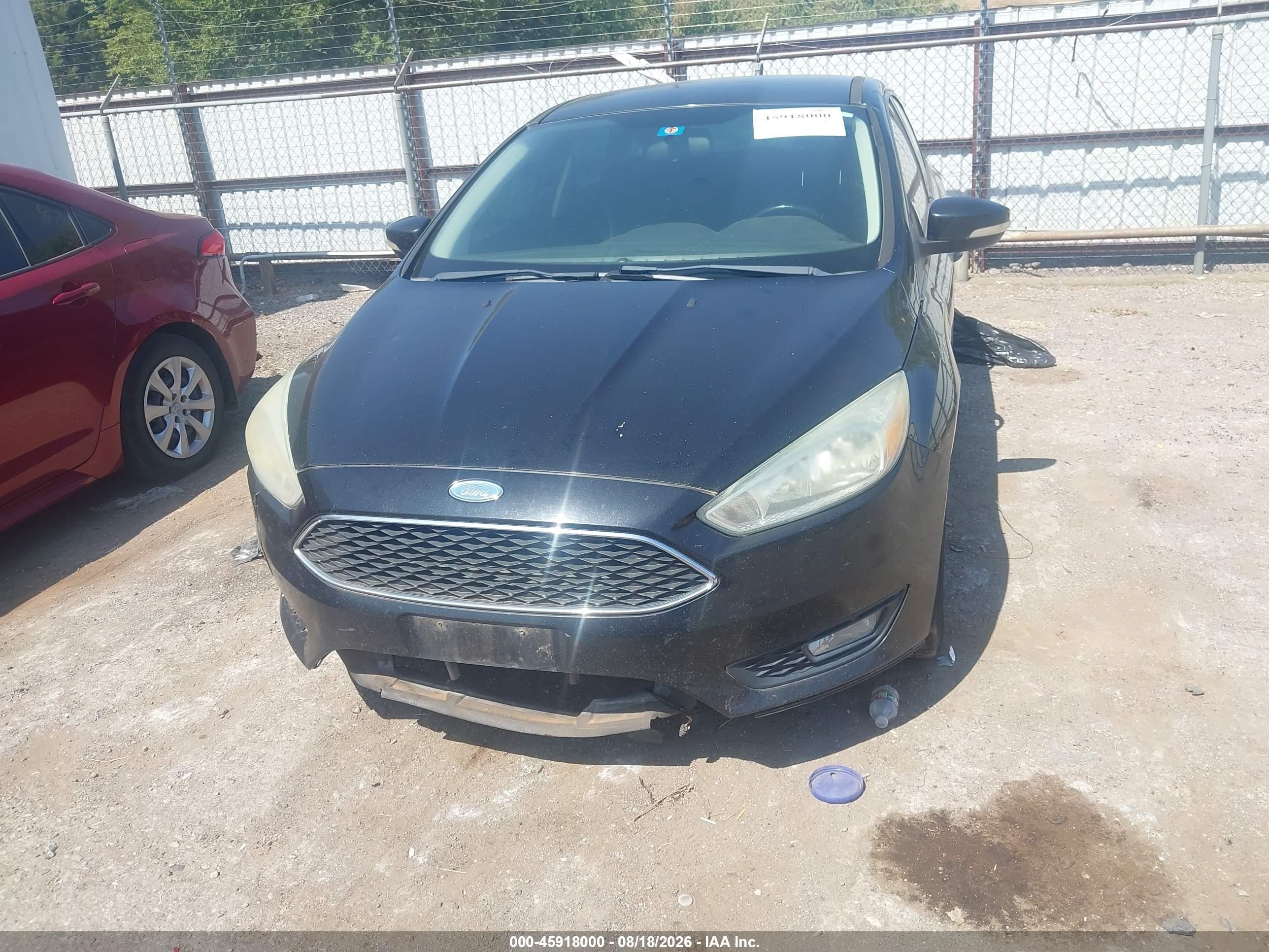 2015 Ford Focus Se Черный vin: 1FADP3K23FL230870