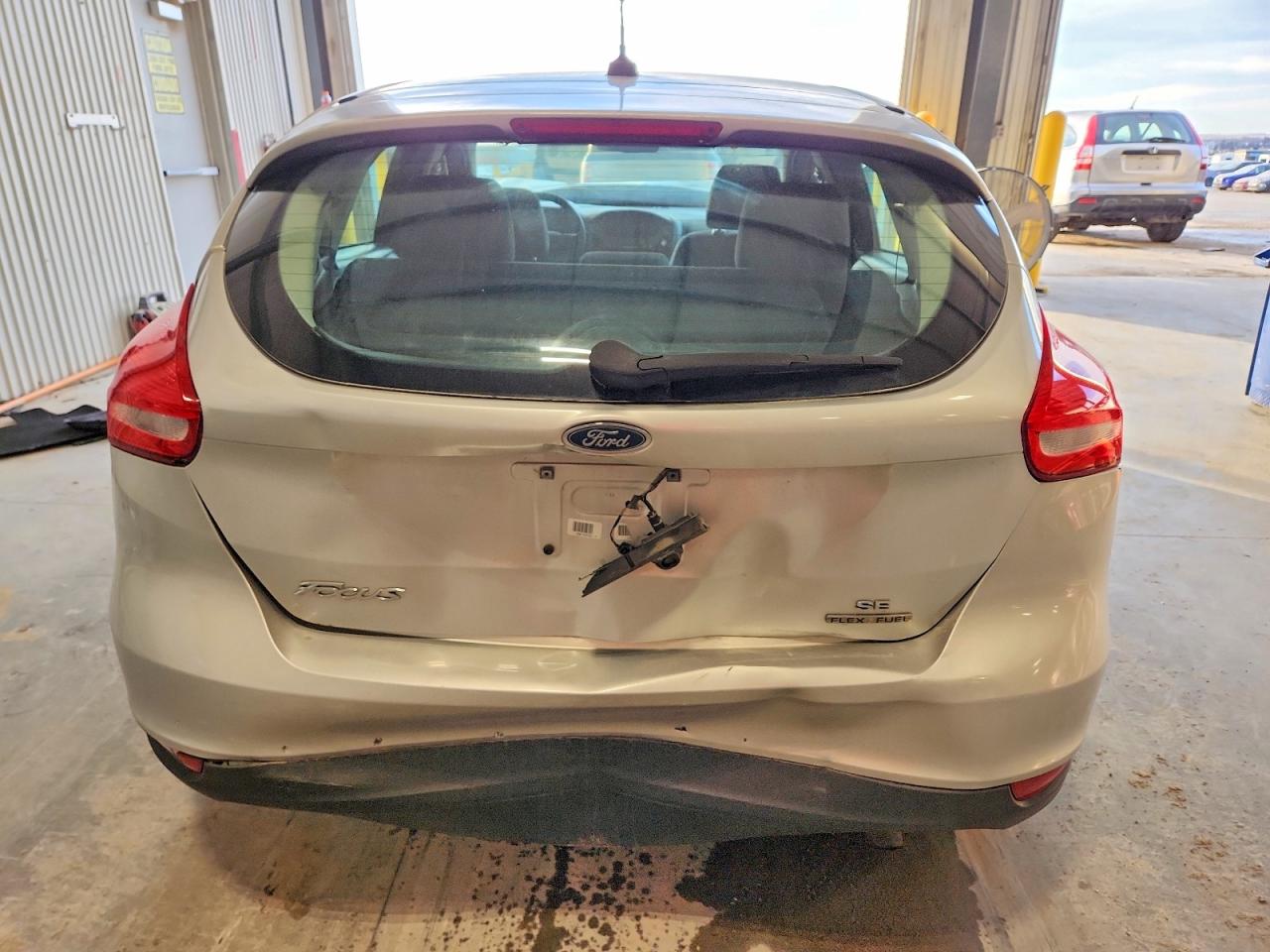 2015 Ford Focus Se Gray vin: 1FADP3K23FL233106