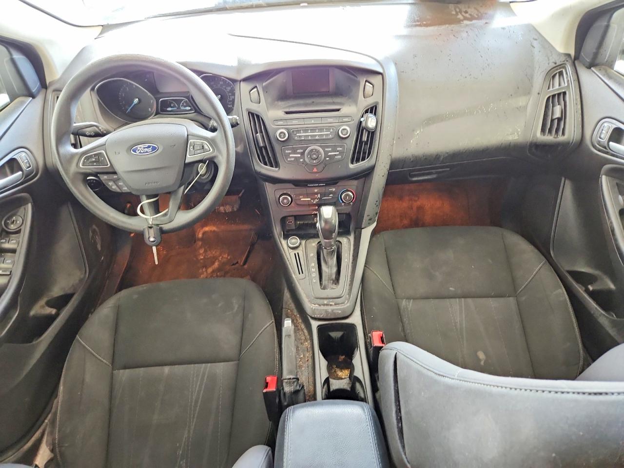 2015 Ford Focus Se Gray vin: 1FADP3K23FL233106