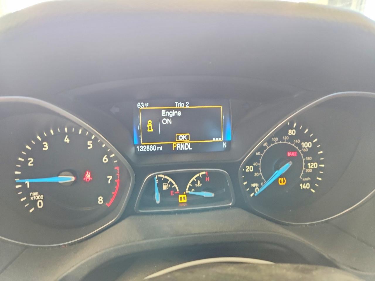 2015 Ford Focus Se Gray vin: 1FADP3K23FL233106