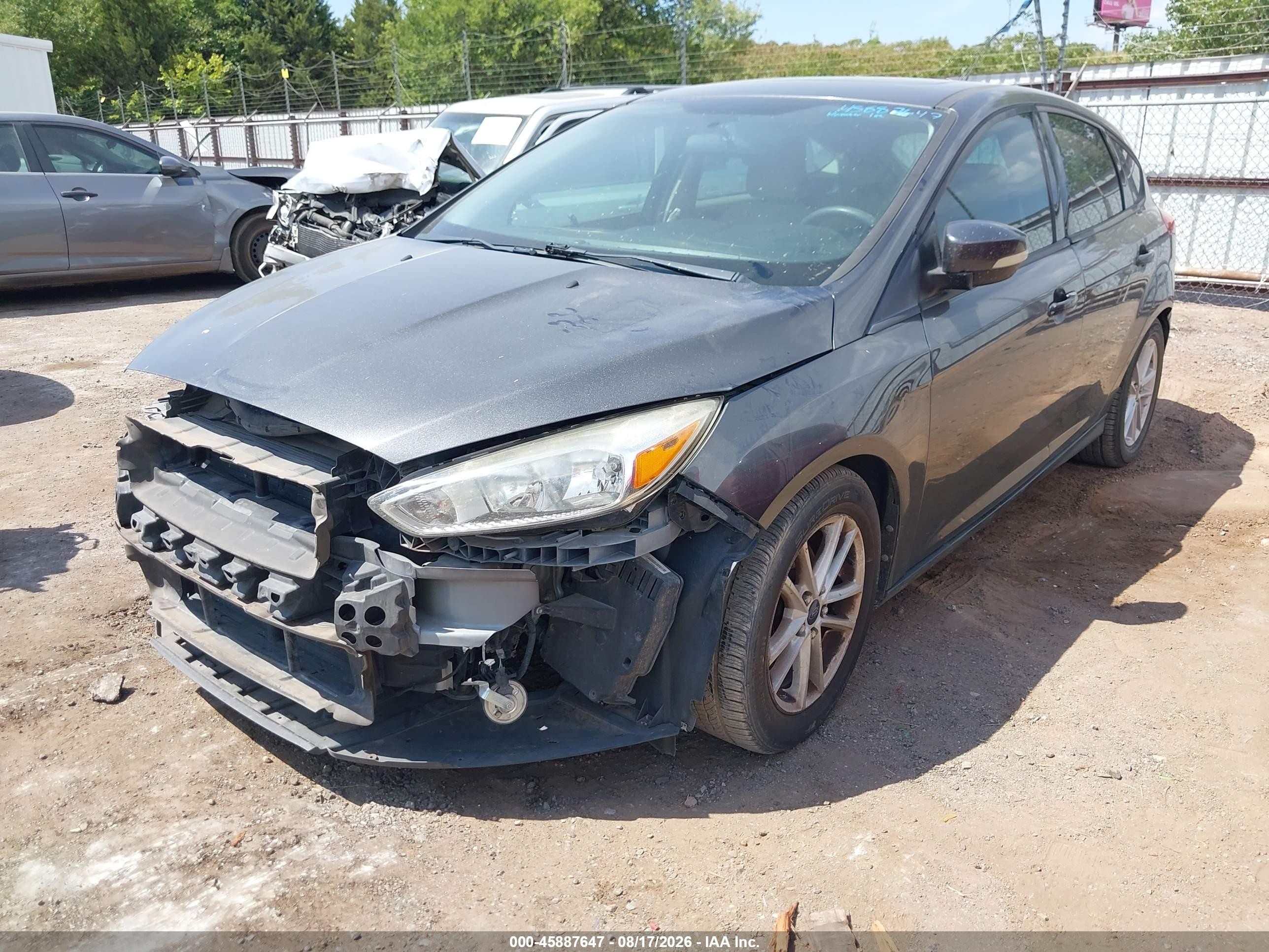 2015 Ford Focus Se Черный vin: 1FADP3K23FL242615