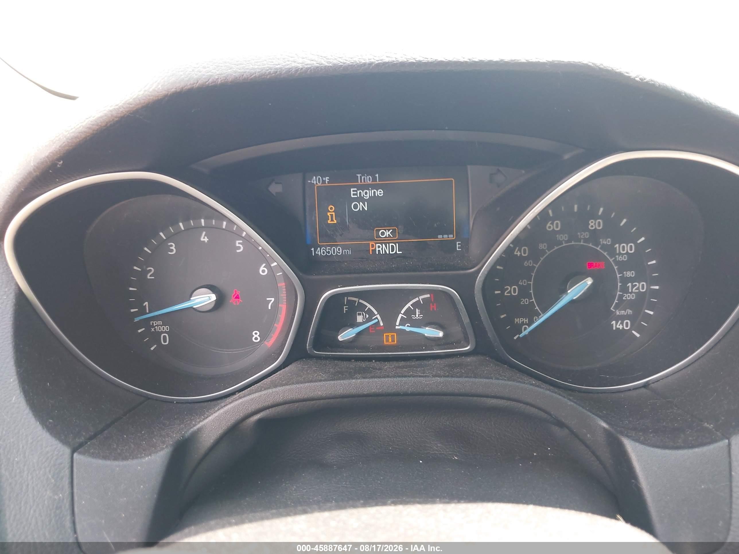 2015 Ford Focus Se Черный vin: 1FADP3K23FL242615