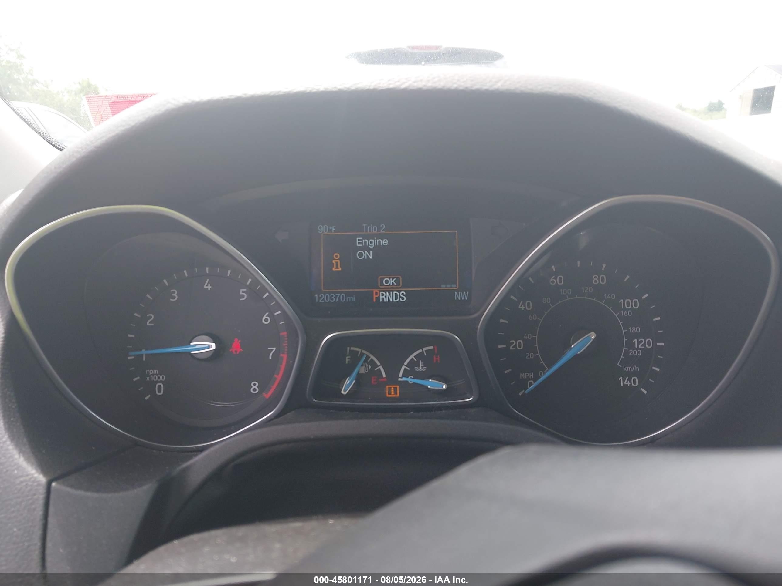 2015 Ford Focus Se Красный vin: 1FADP3K23FL245207