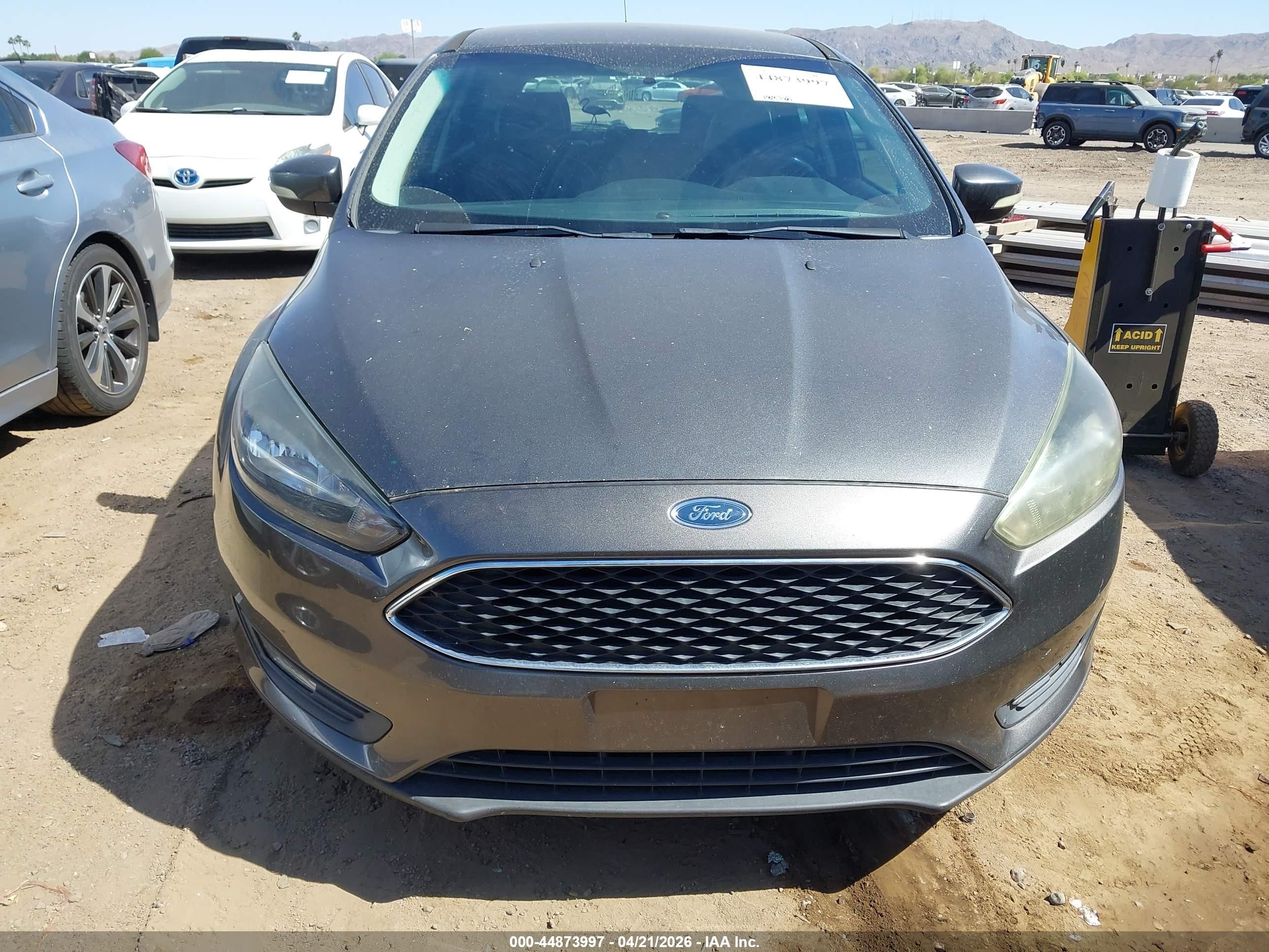 2015 Ford Focus Se Gray vin: 1FADP3K23FL248897