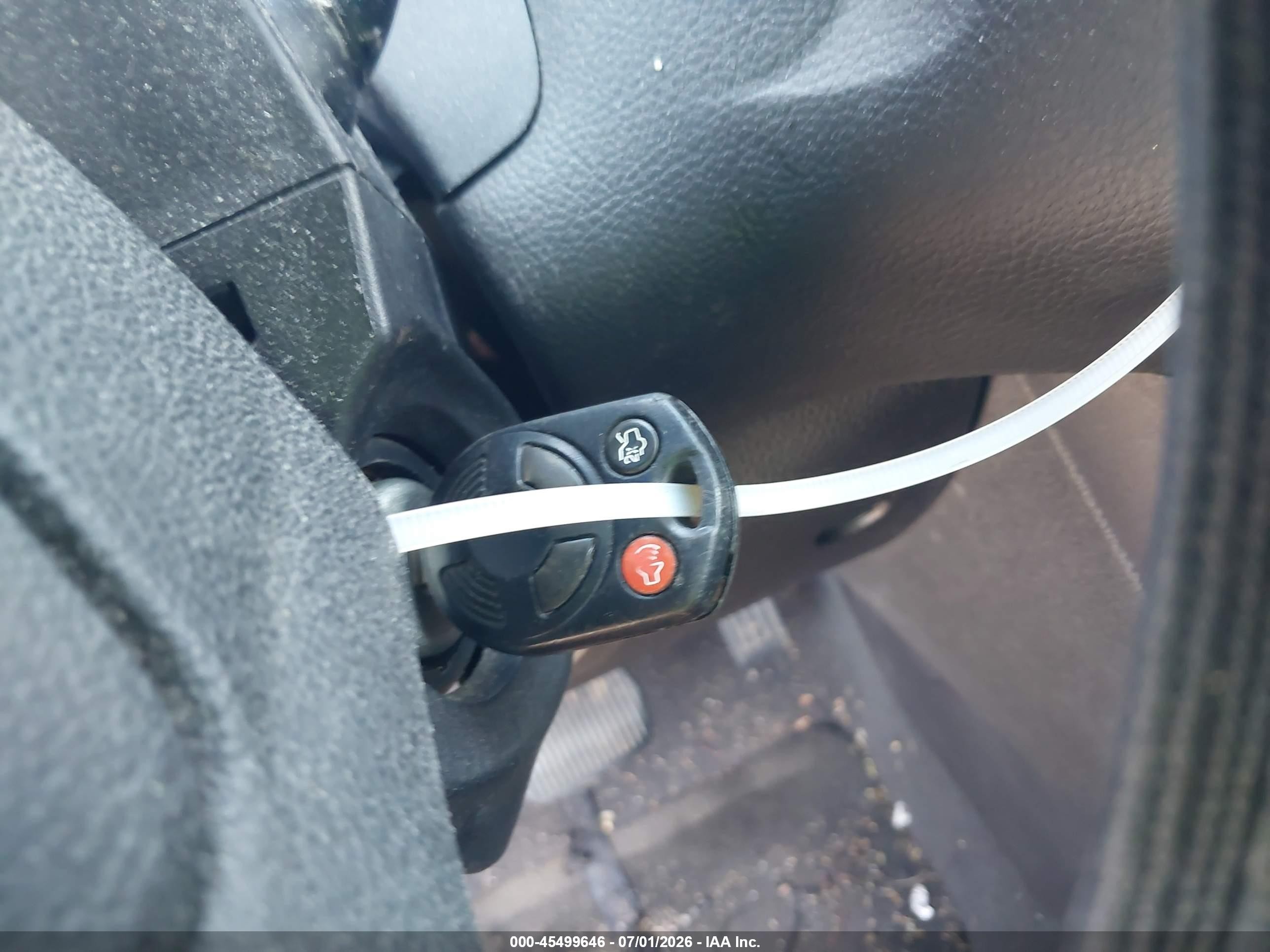 2015 Ford Focus Se Синий vin: 1FADP3K23FL288316