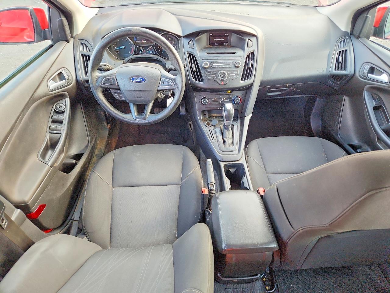 2015 Ford Focus Se Red vin: 1FADP3K23FL315515