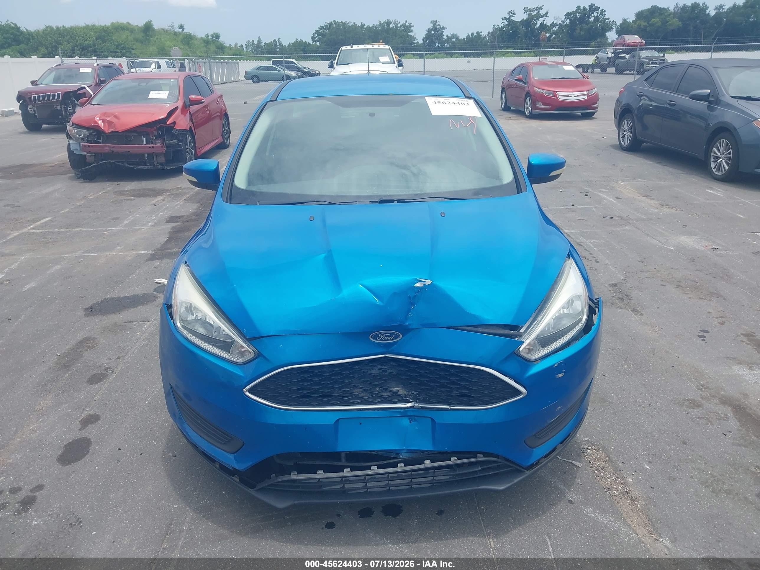 2015 Ford Focus Se Blue vin: 1FADP3K23FL326448