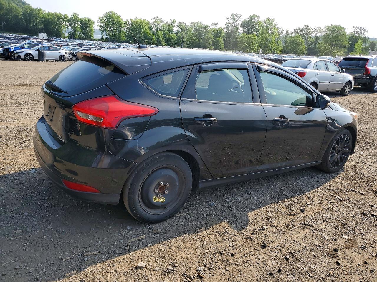 2015 Ford Focus Se Black vin: 1FADP3K23FL348479
