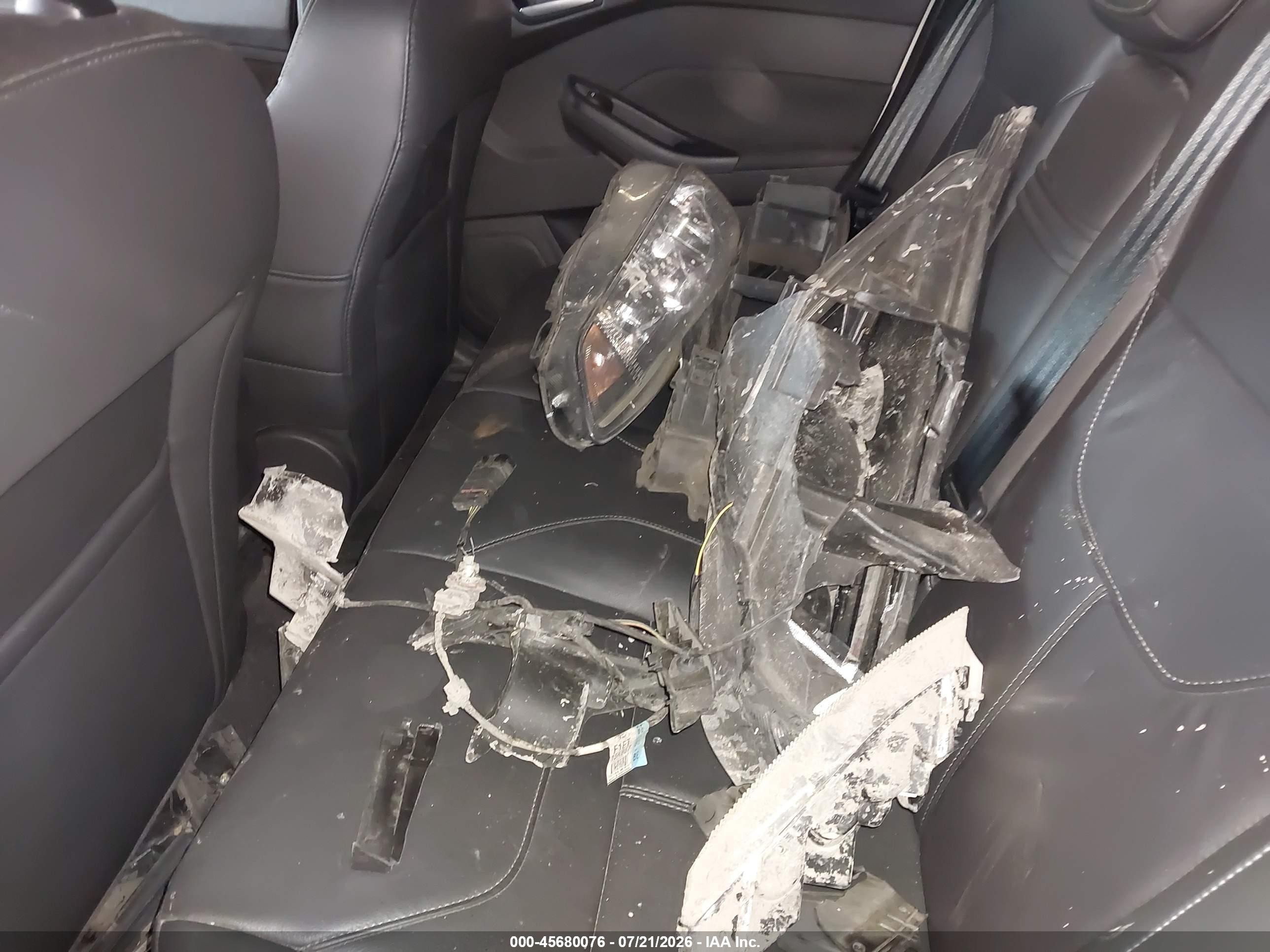2015 Ford Focus Se Silver vin: 1FADP3K23FL386620