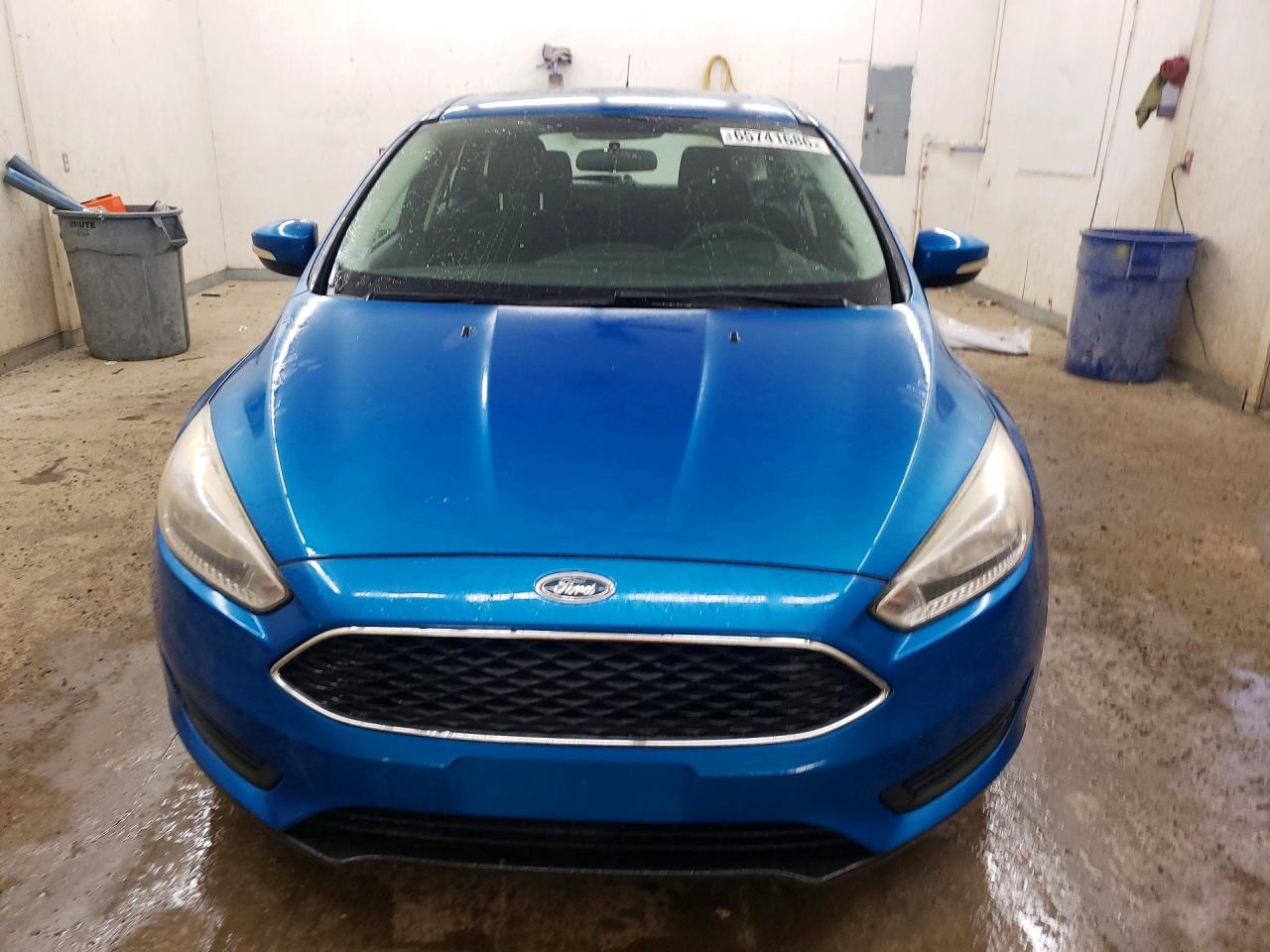2016 Ford Focus Se Blue vin: 1FADP3K23GL201080
