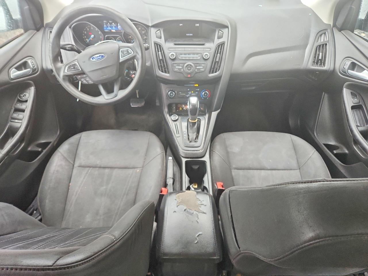 2016 Ford Focus Se White vin: 1FADP3K23GL339041