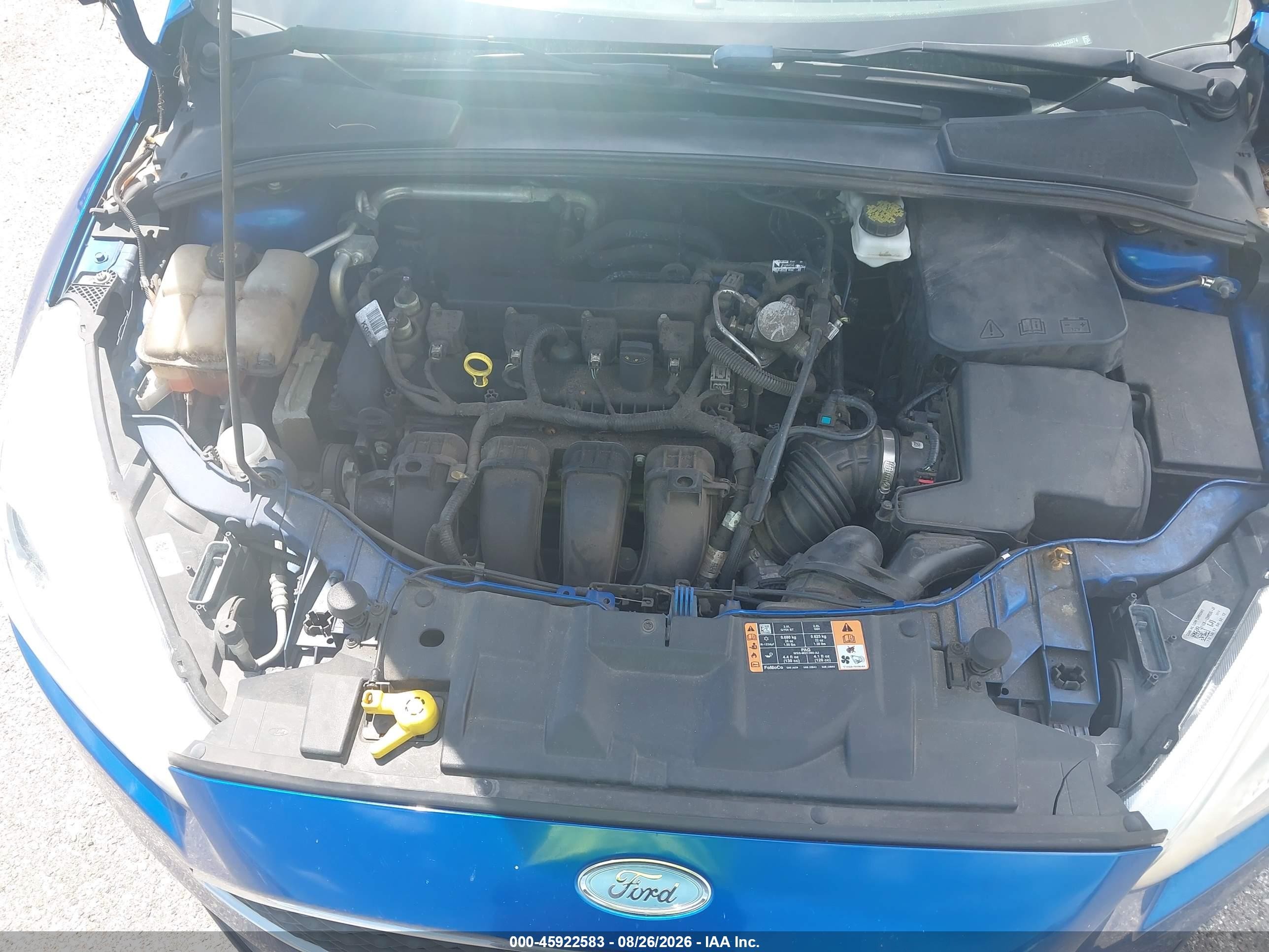 2018 Ford Focus Se Blue vin: 1FADP3K23JL220574