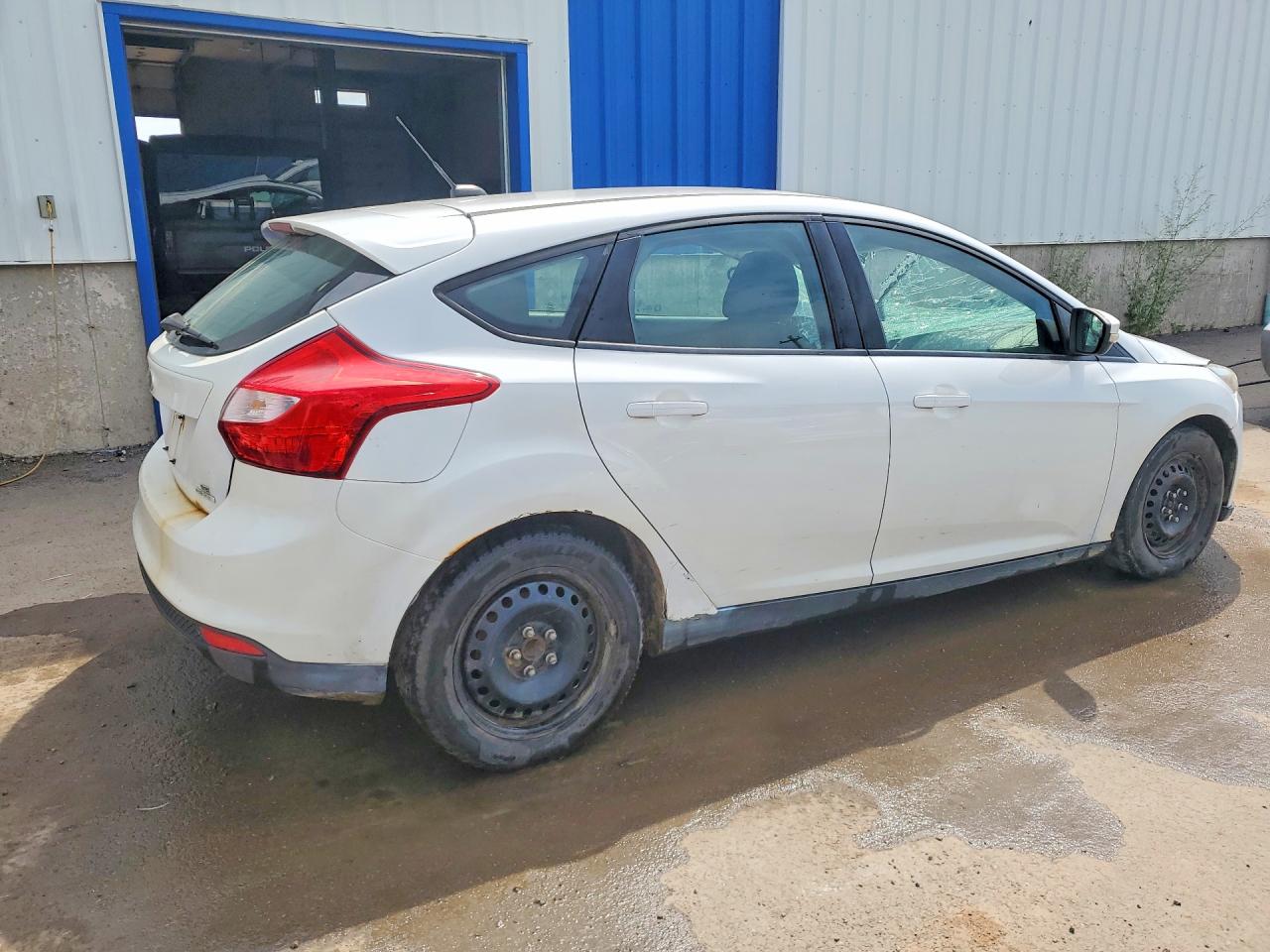 2013 Ford Focus Se Белый vin: 1FADP3K24DL147199