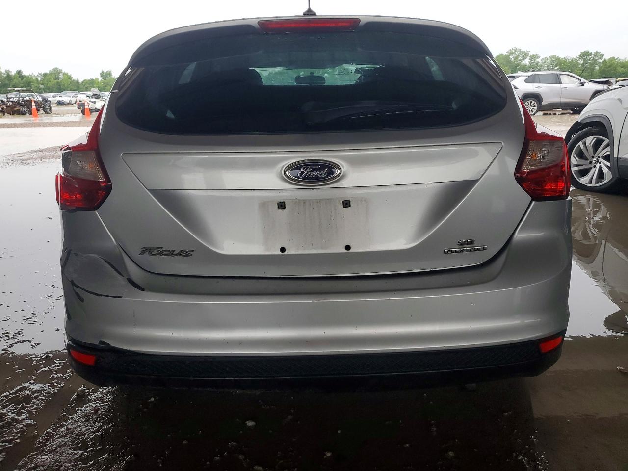 2013 Ford Focus Se Silver vin: 1FADP3K24DL155674