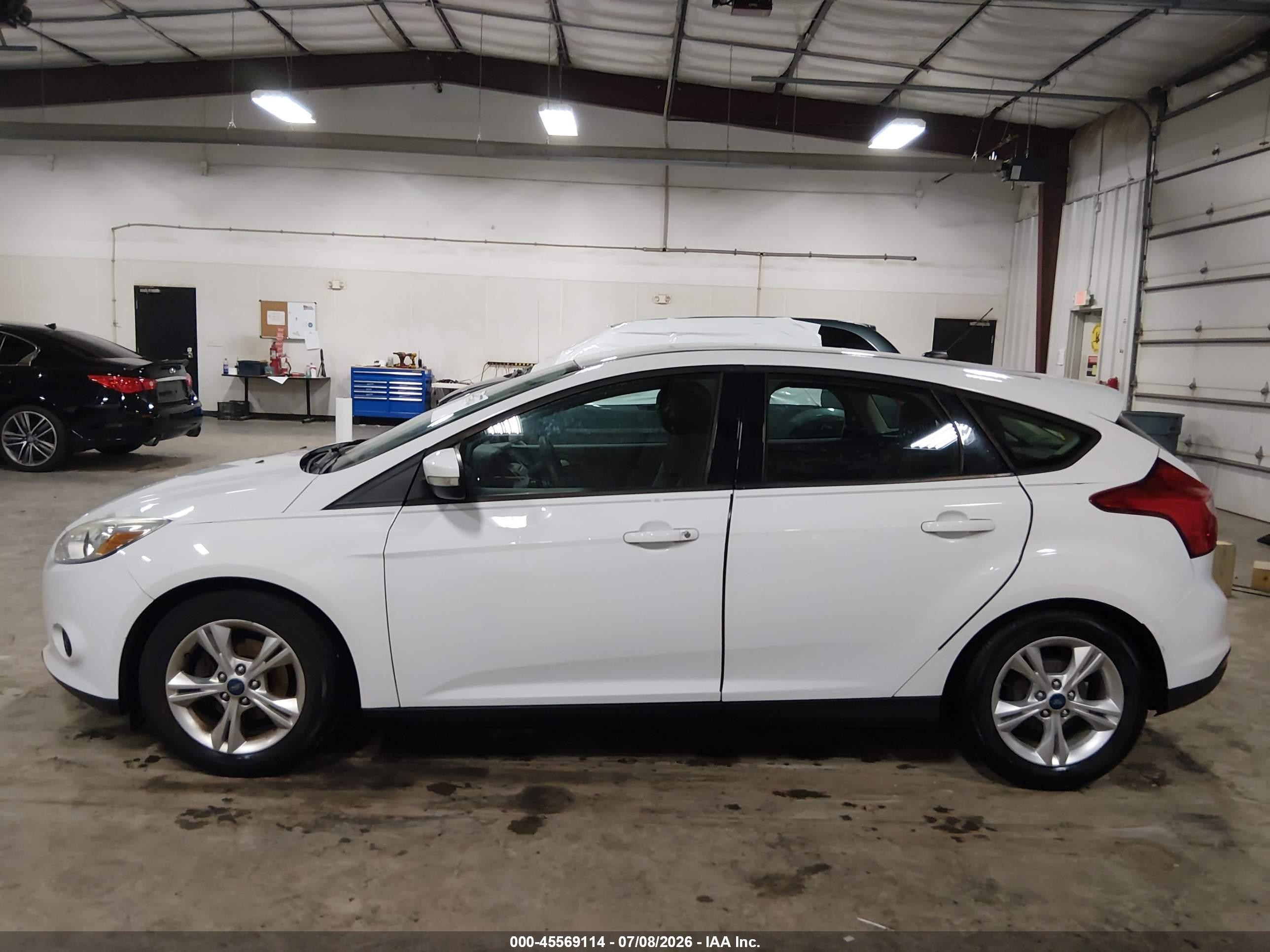 2013 Ford Focus Se White vin: 1FADP3K24DL234410