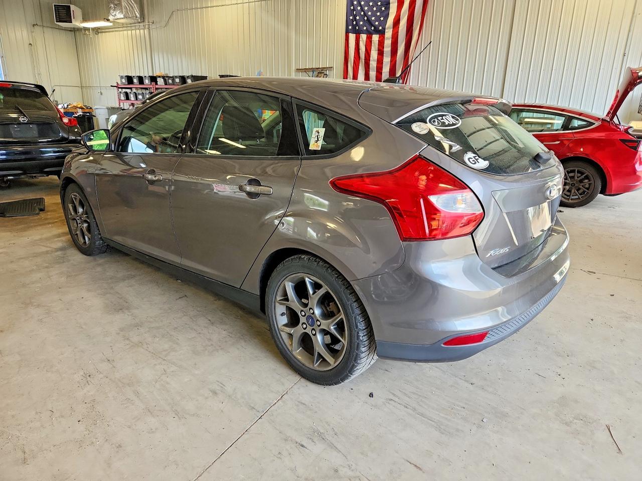 2013 Ford Focus Se Gray vin: 1FADP3K24DL263812