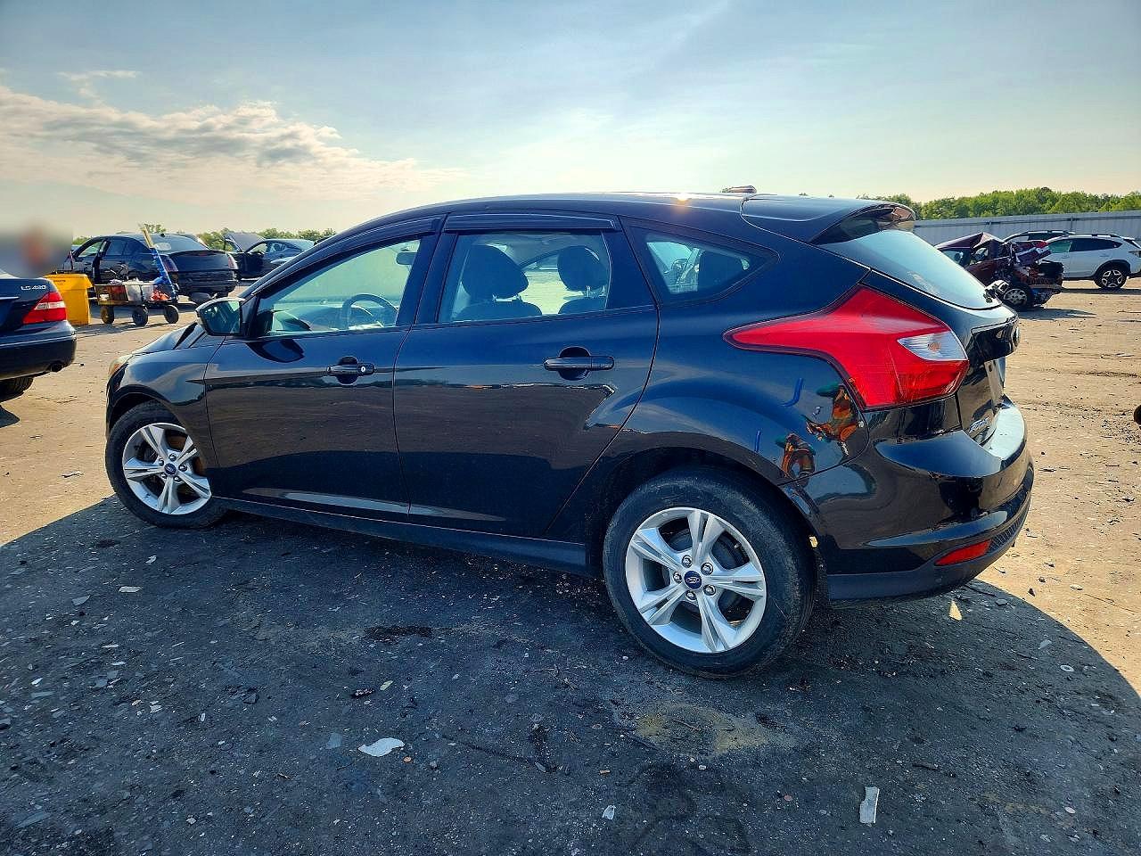 2013 Ford Focus Se Черный vin: 1FADP3K24DL265415