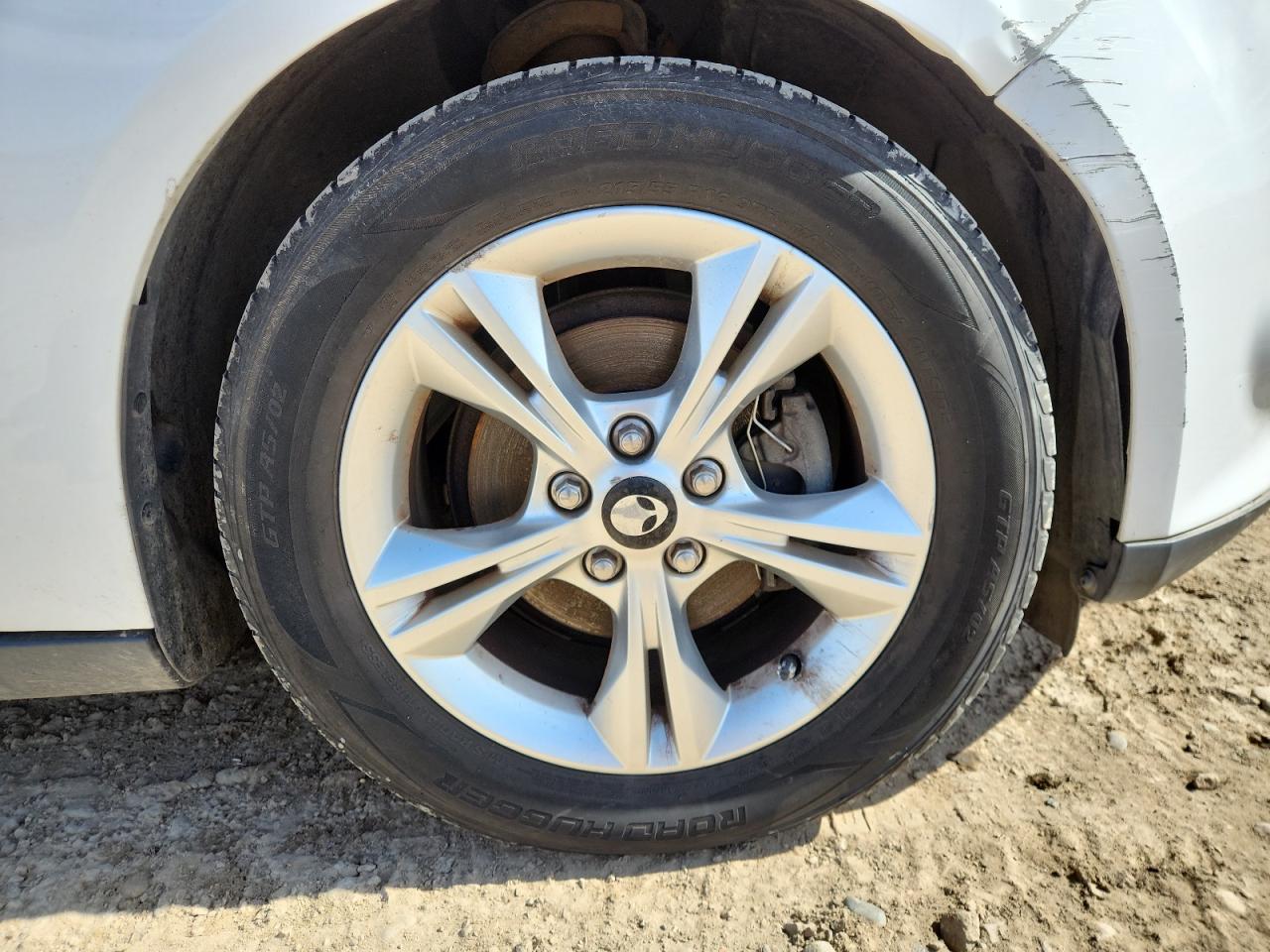 2013 Ford Focus Se Белый vin: 1FADP3K24DL277564 Damage: Right Front Wheel, Curb Rash, 3 To 4 Inches