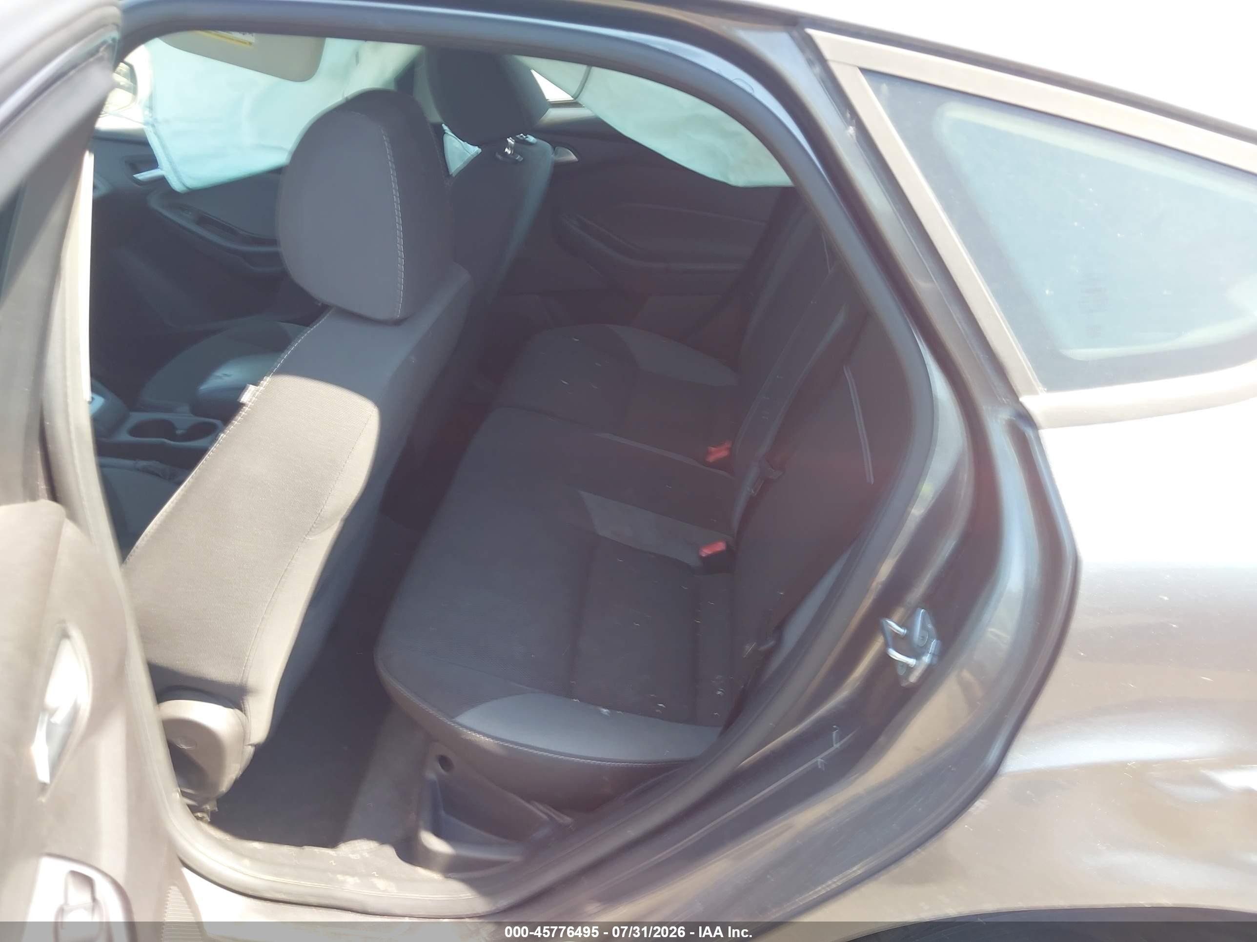 2013 Ford Focus Se Gray vin: 1FADP3K24DL325547