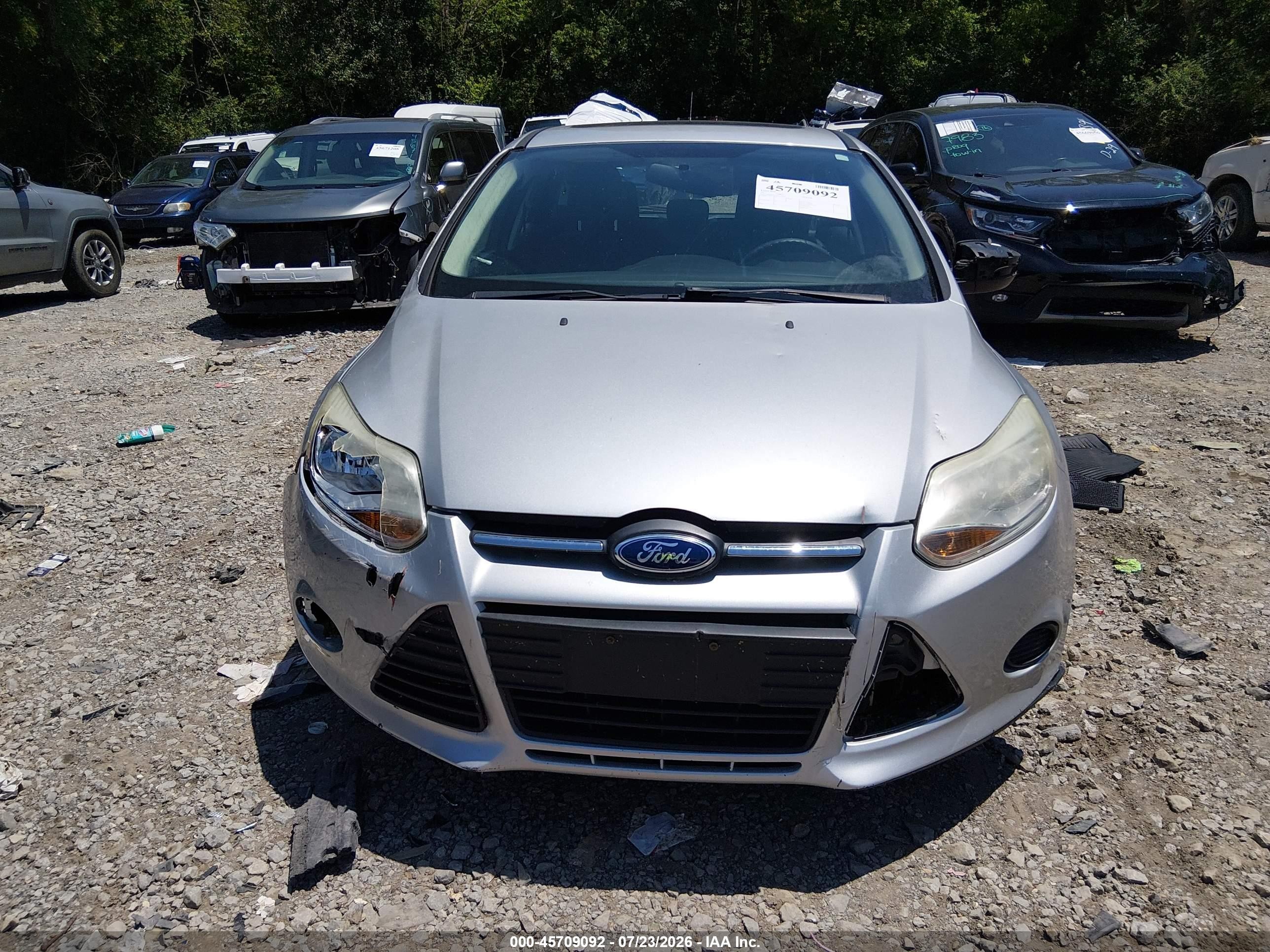 2013 Ford Focus Se Silver vin: 1FADP3K24DL335026