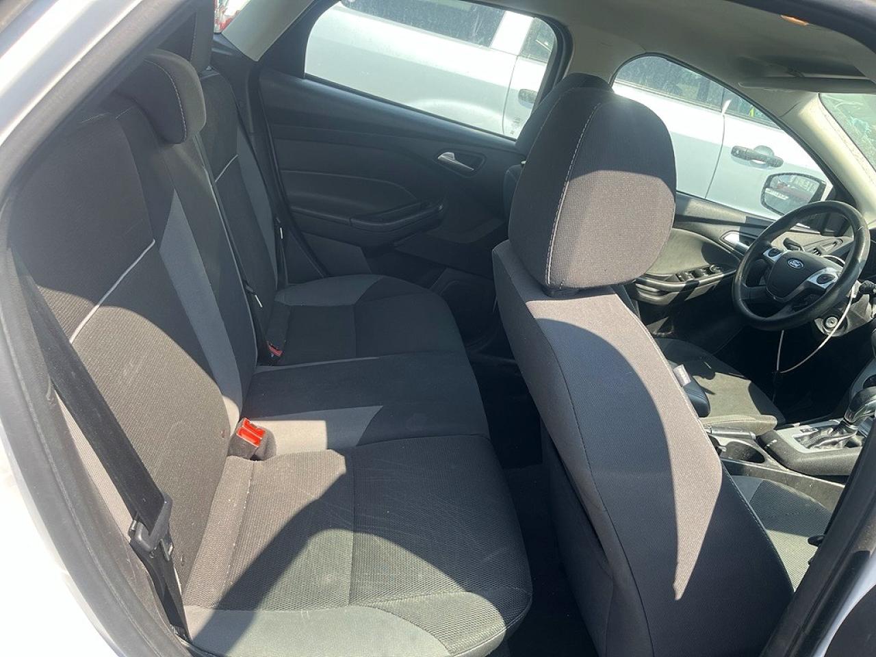 2013 Ford Focus Se White vin: 1FADP3K24DL339268