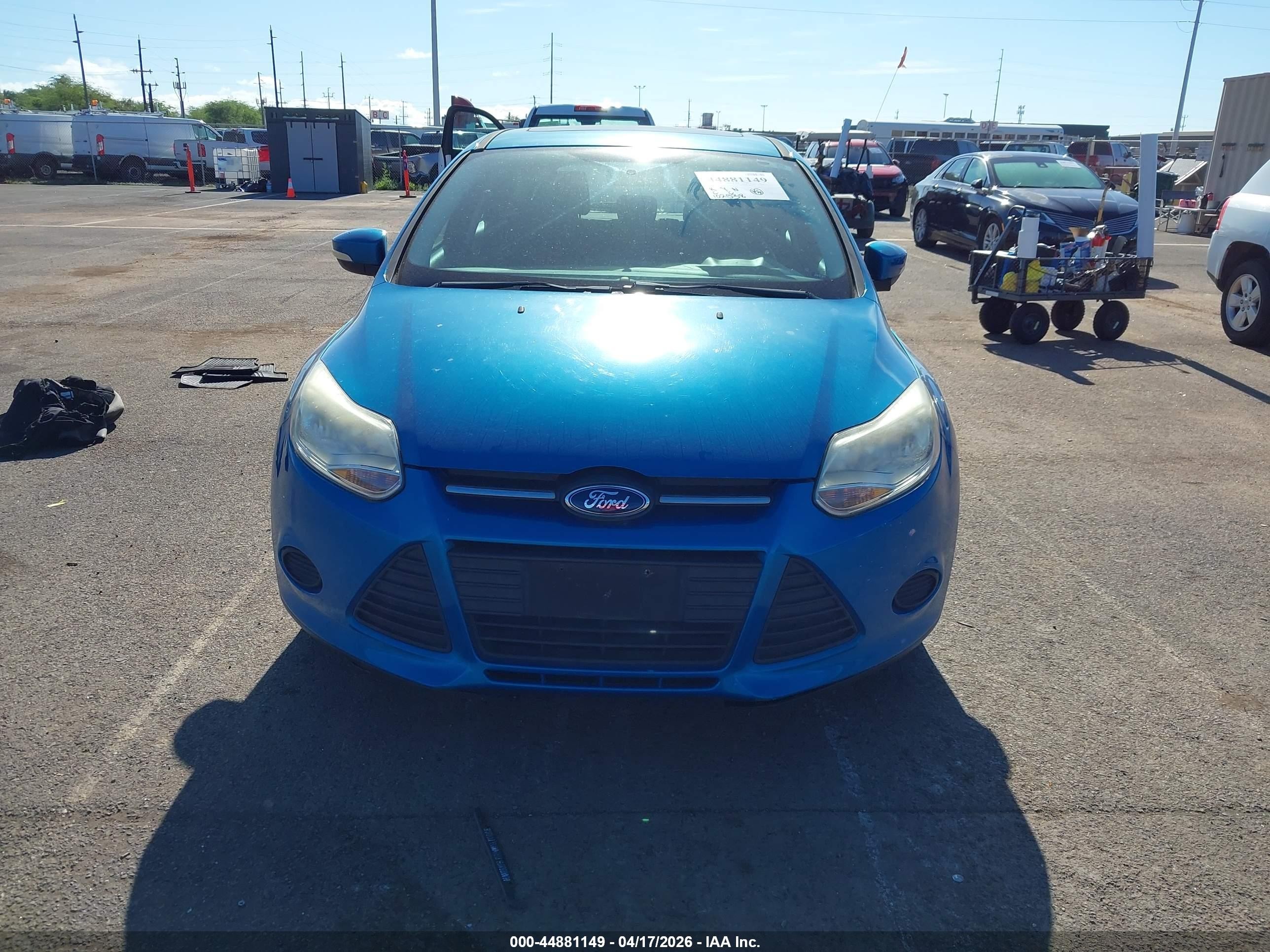 2014 Ford Focus Se Blue vin: 1FADP3K24EL112339